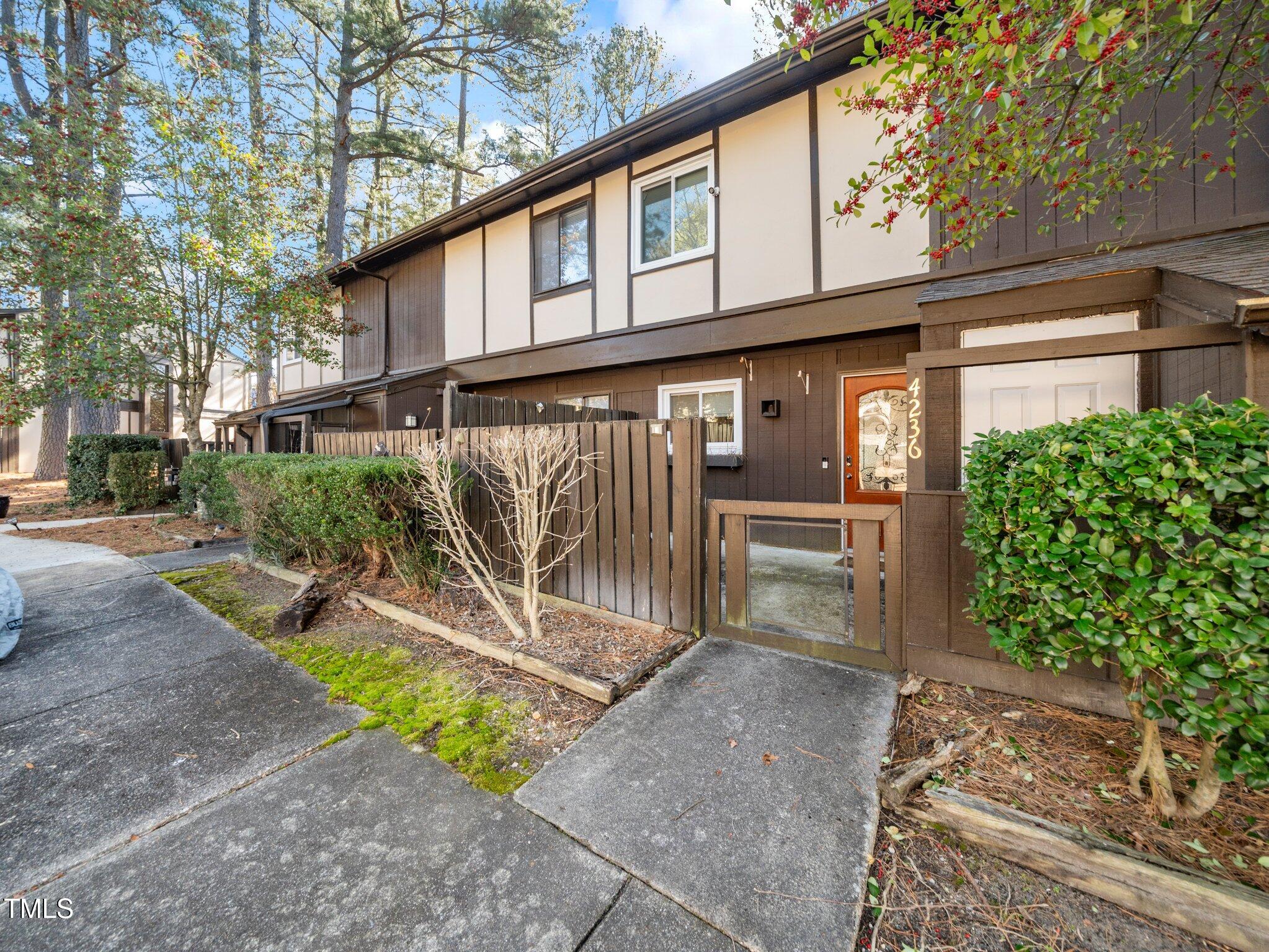 4236 Lake Ridge Drive Property Photo 16