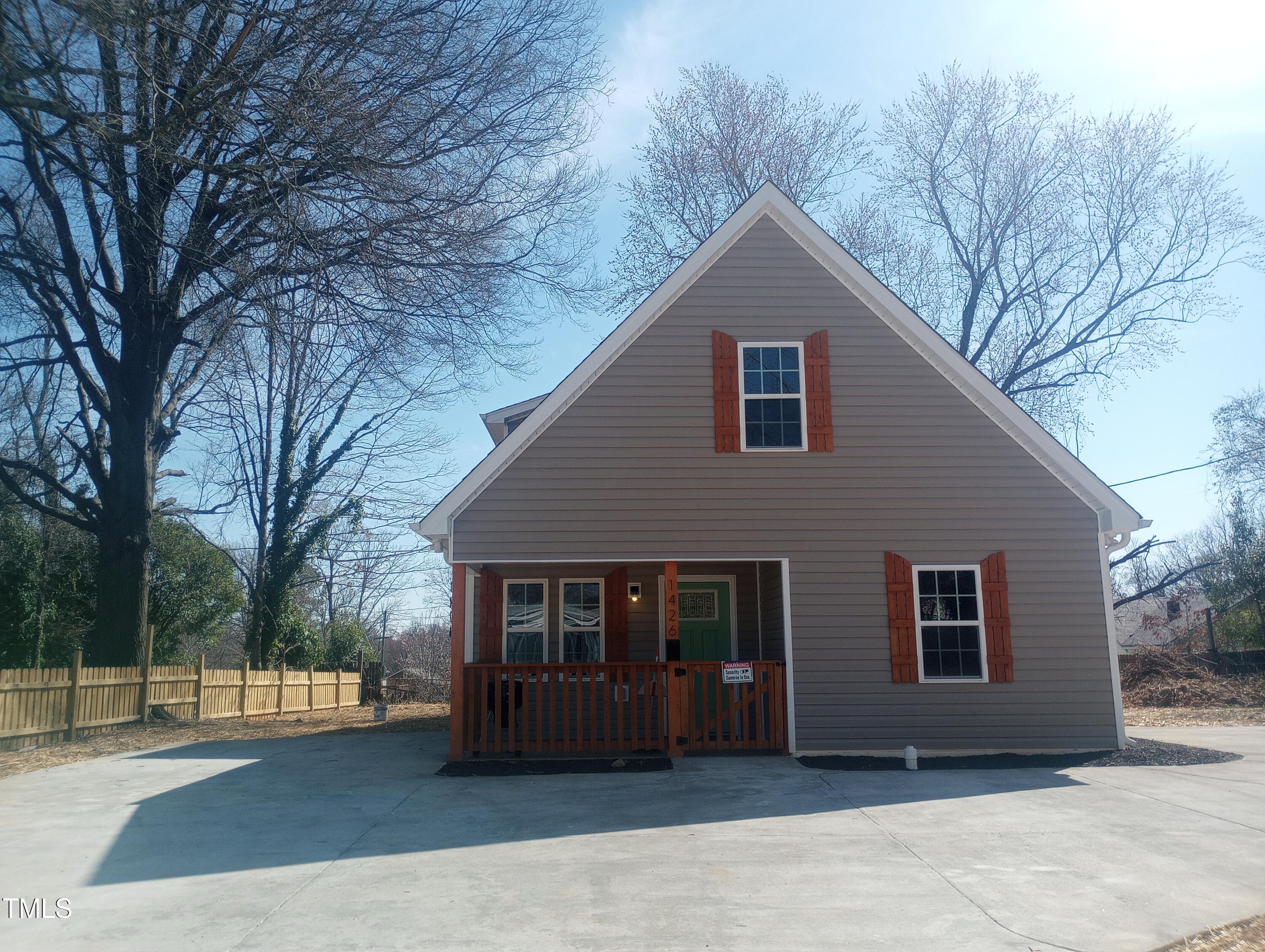 1426 24th Street Ne Property Photo