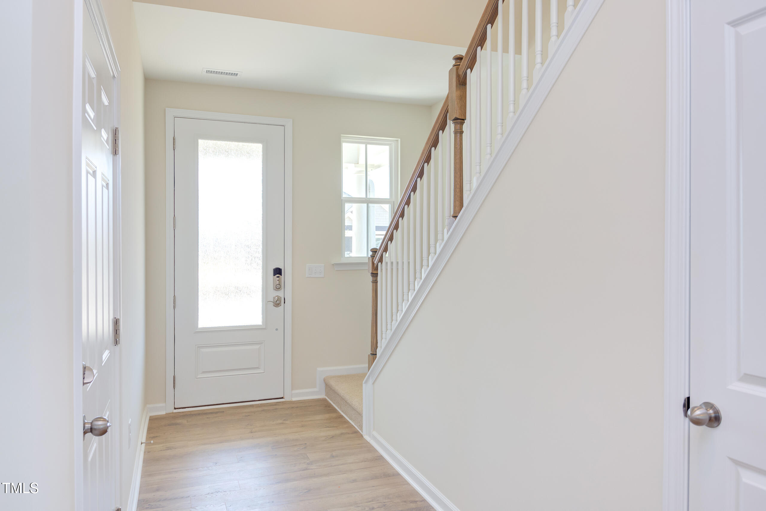 86 Barn Door Drive Property Photo 2