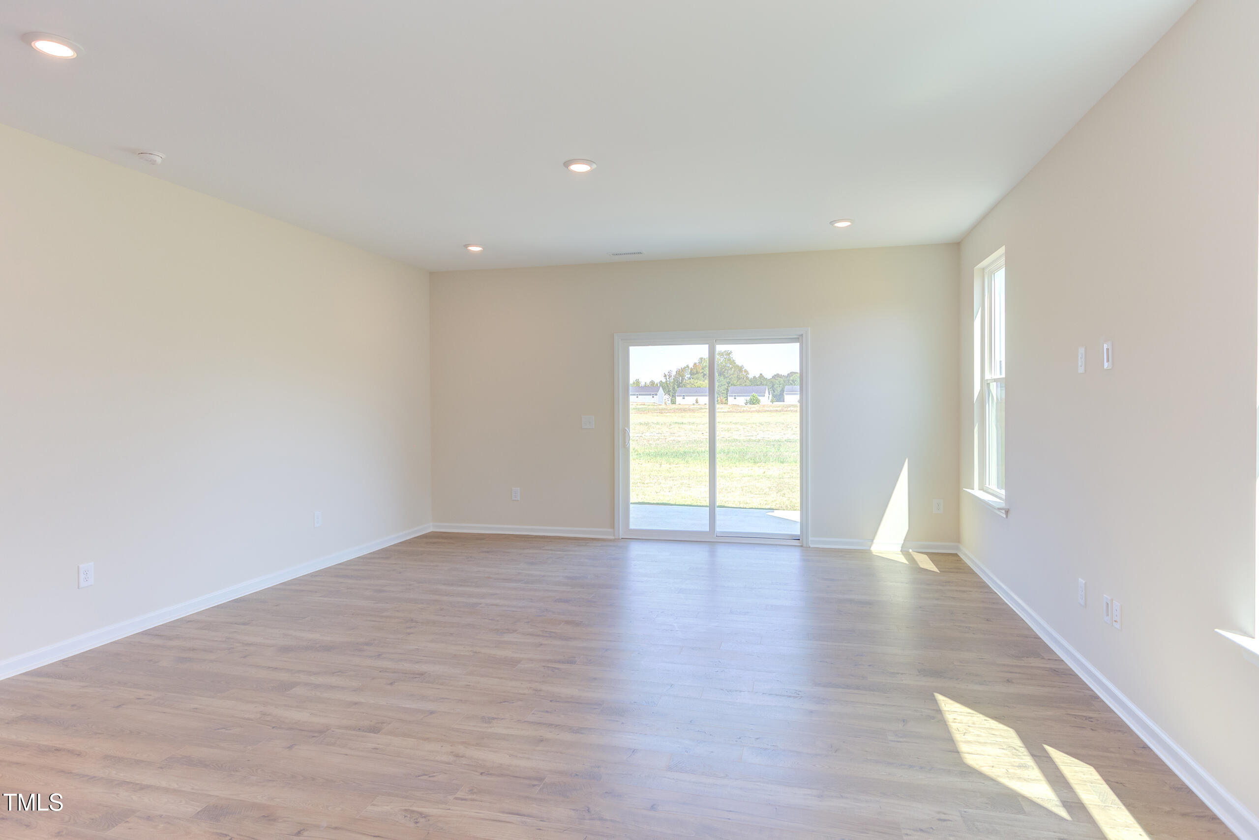 86 Barn Door Drive Property Photo 8