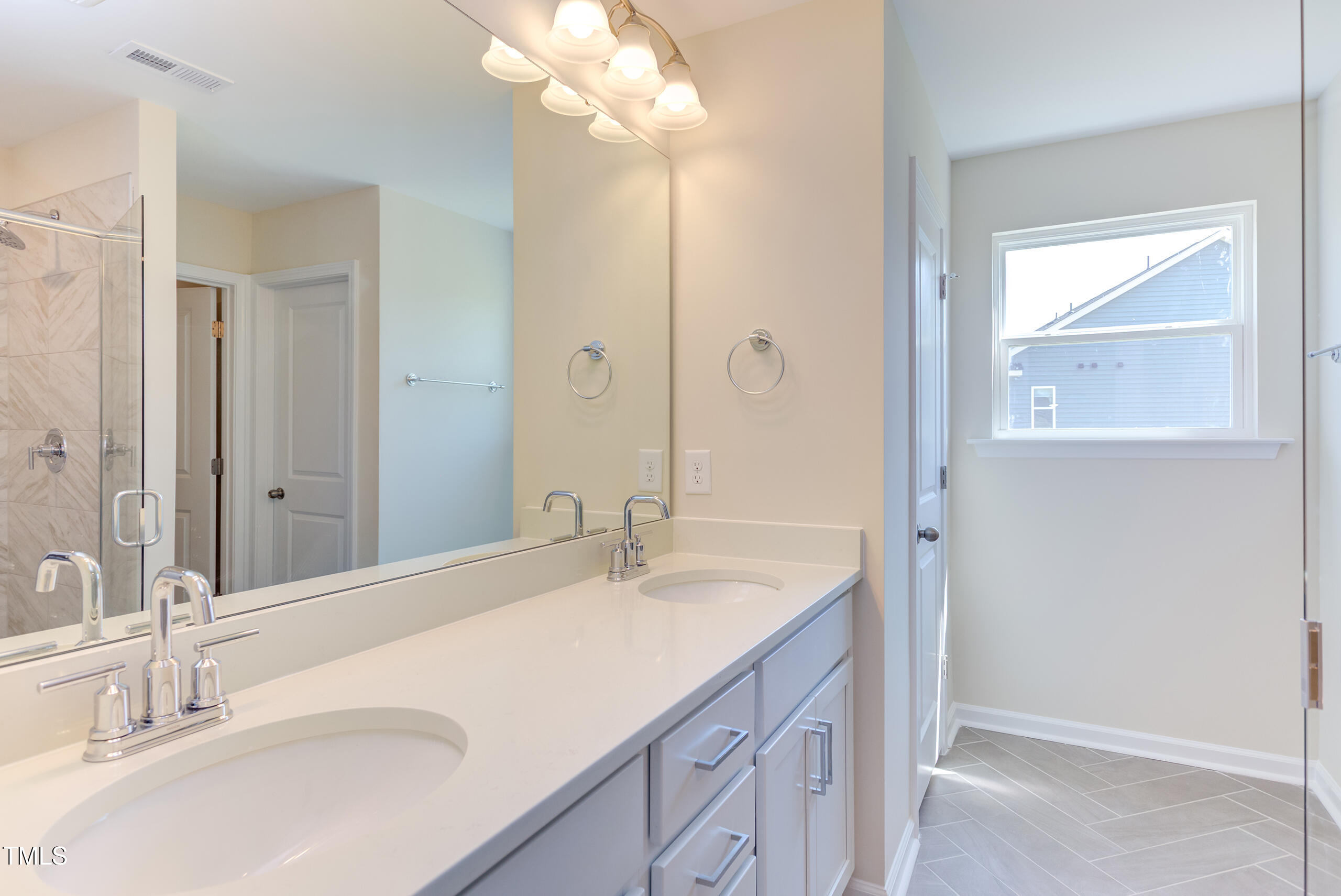 86 Barn Door Drive Property Photo 15