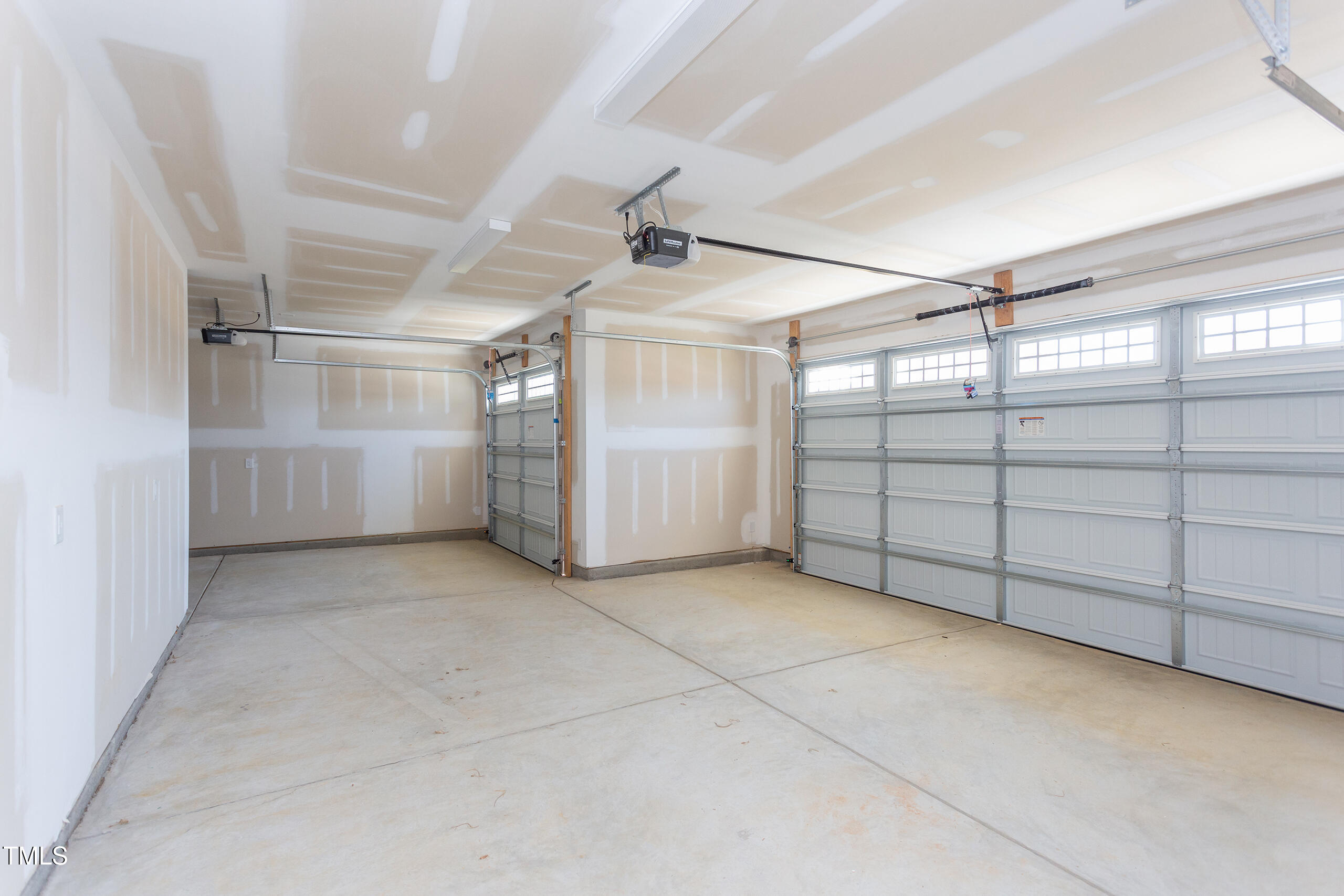 86 Barn Door Drive Property Photo 23