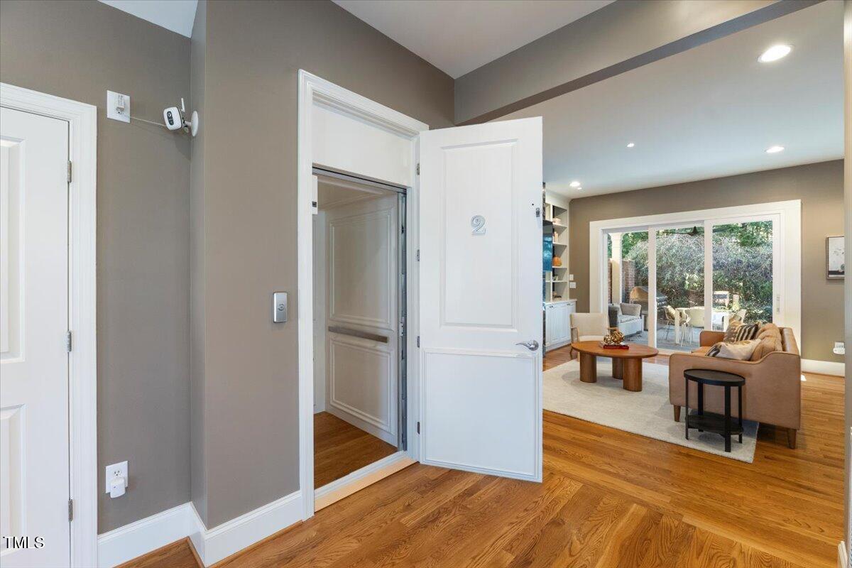 255 Penley Circle Property Photo 11