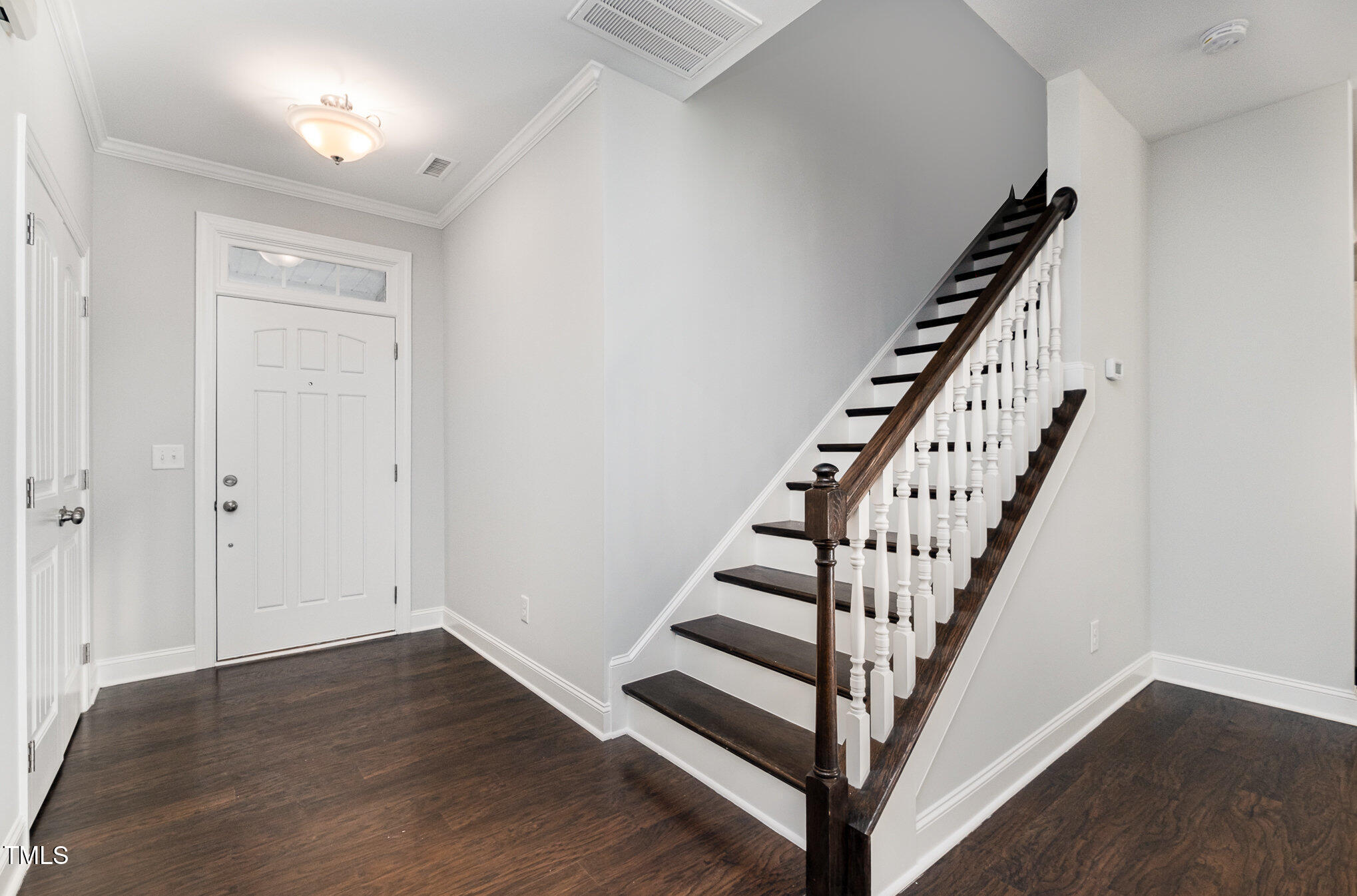 203 Shale Creek Drive Property Photo 4
