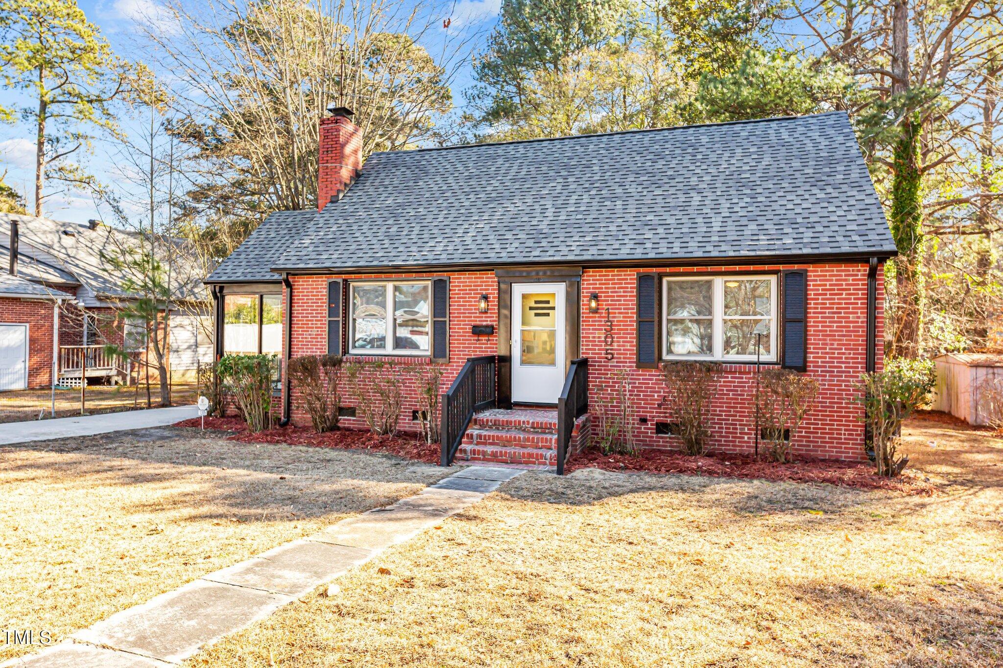 1305 Hammond Street Property Photo