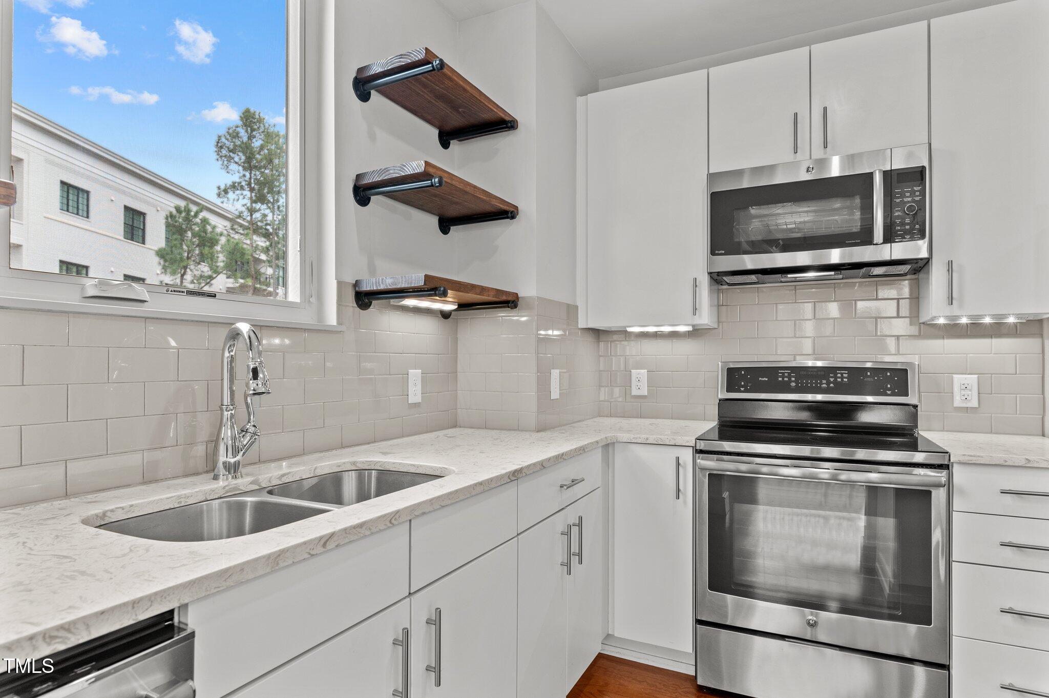 1300 St Marys Street # 404 Property Photo 14