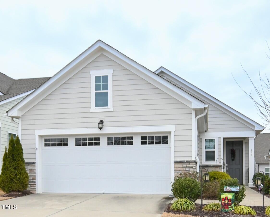 125 Canary Ct. Court Property Photo