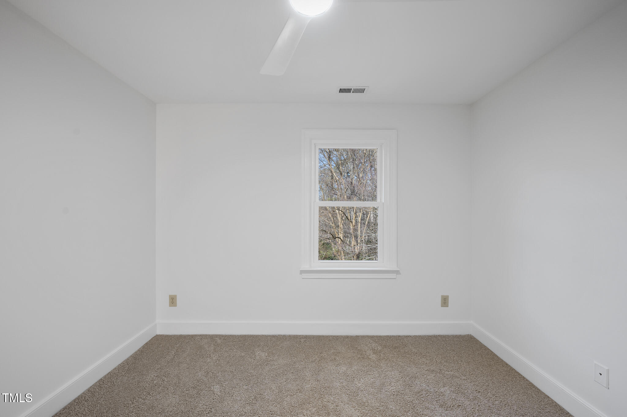 1800 Deer Fern Drive Property Photo 24