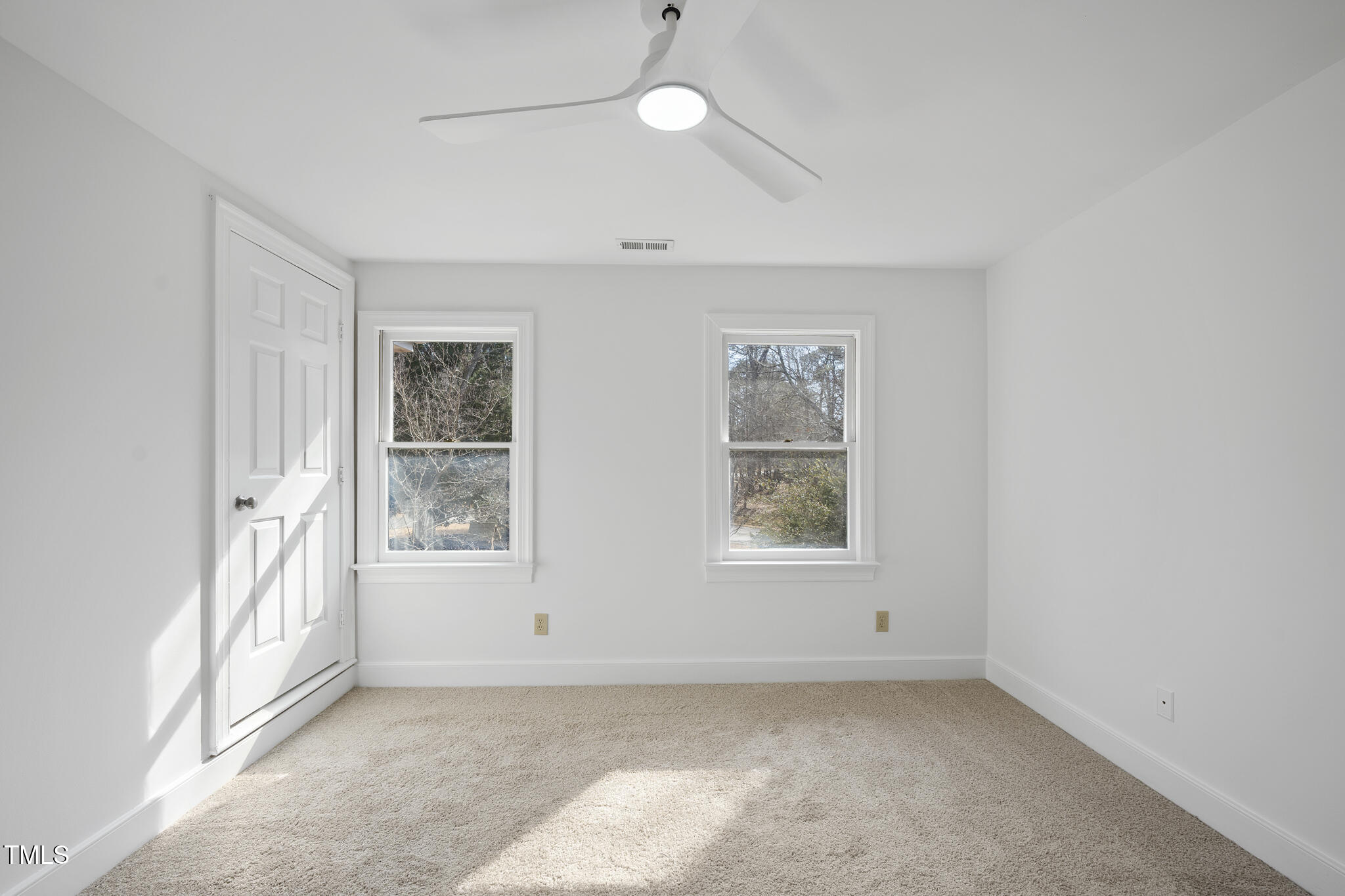 1800 Deer Fern Drive Property Photo 29