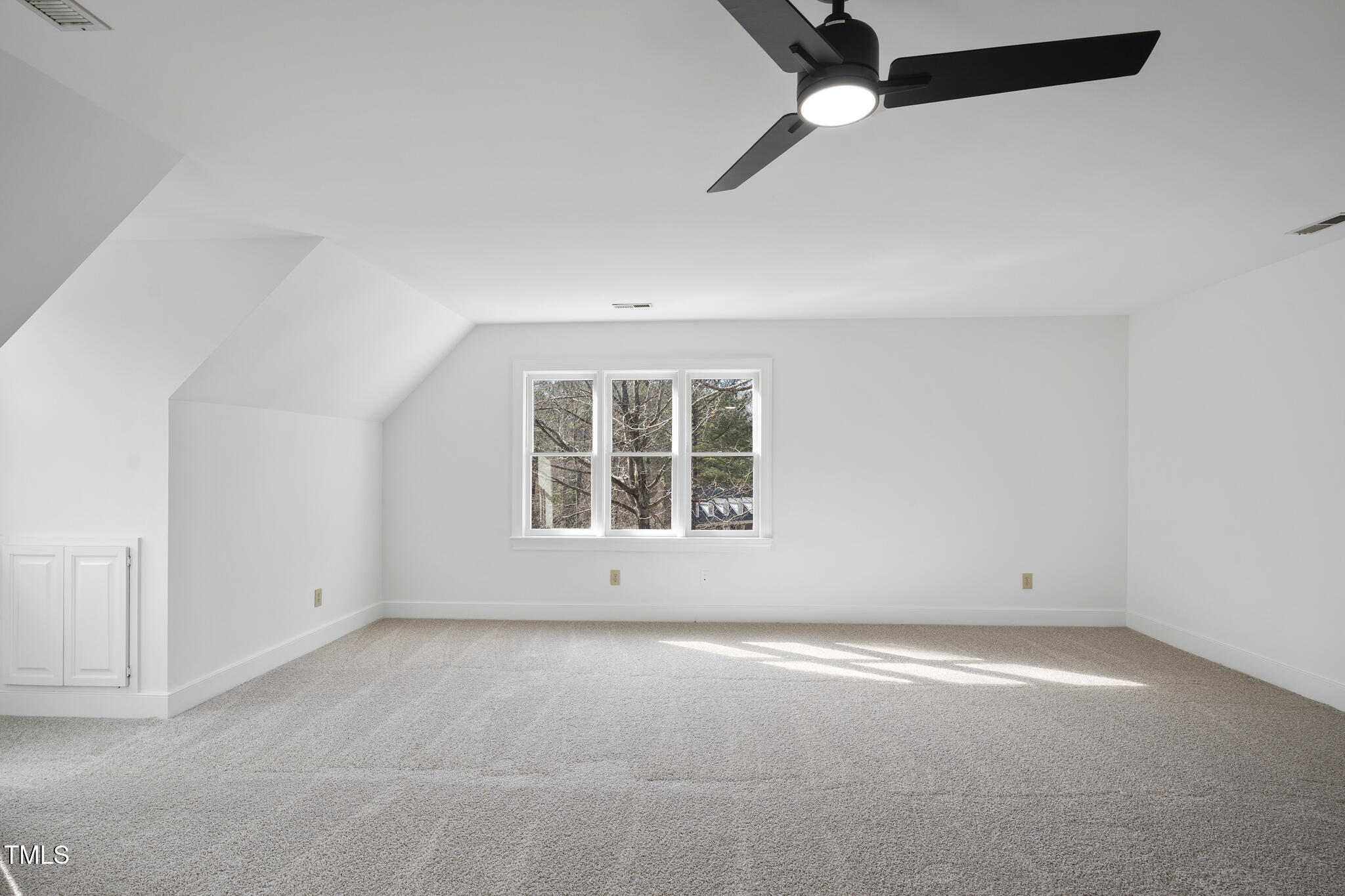 1800 Deer Fern Drive Property Photo 32