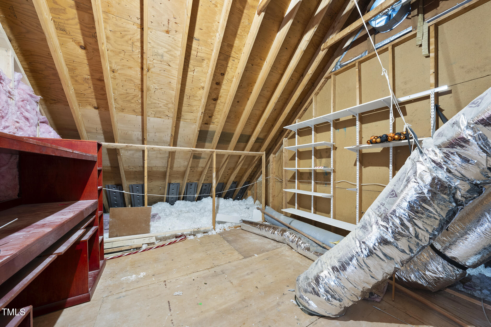 1800 Deer Fern Drive Property Photo 35