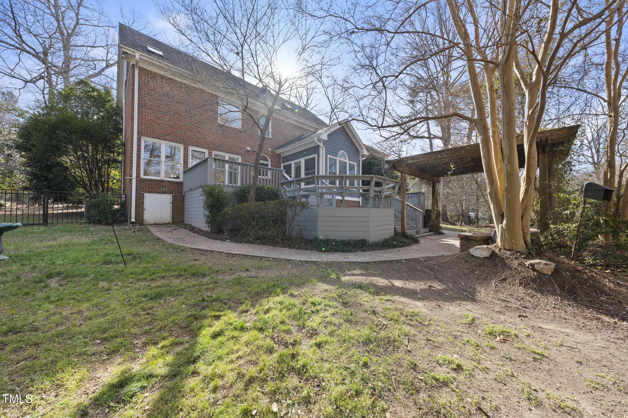 1800 Deer Fern Drive Property Photo 42