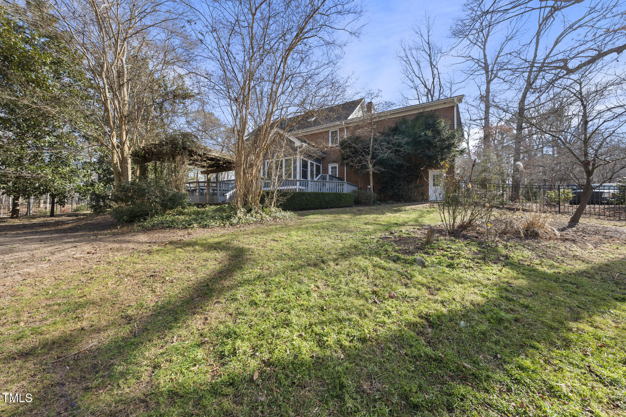 1800 Deer Fern Drive Property Photo 44
