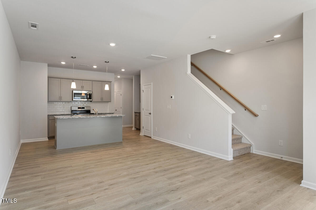 284 Chesapeake Commons Street # 150 Property Photo 6