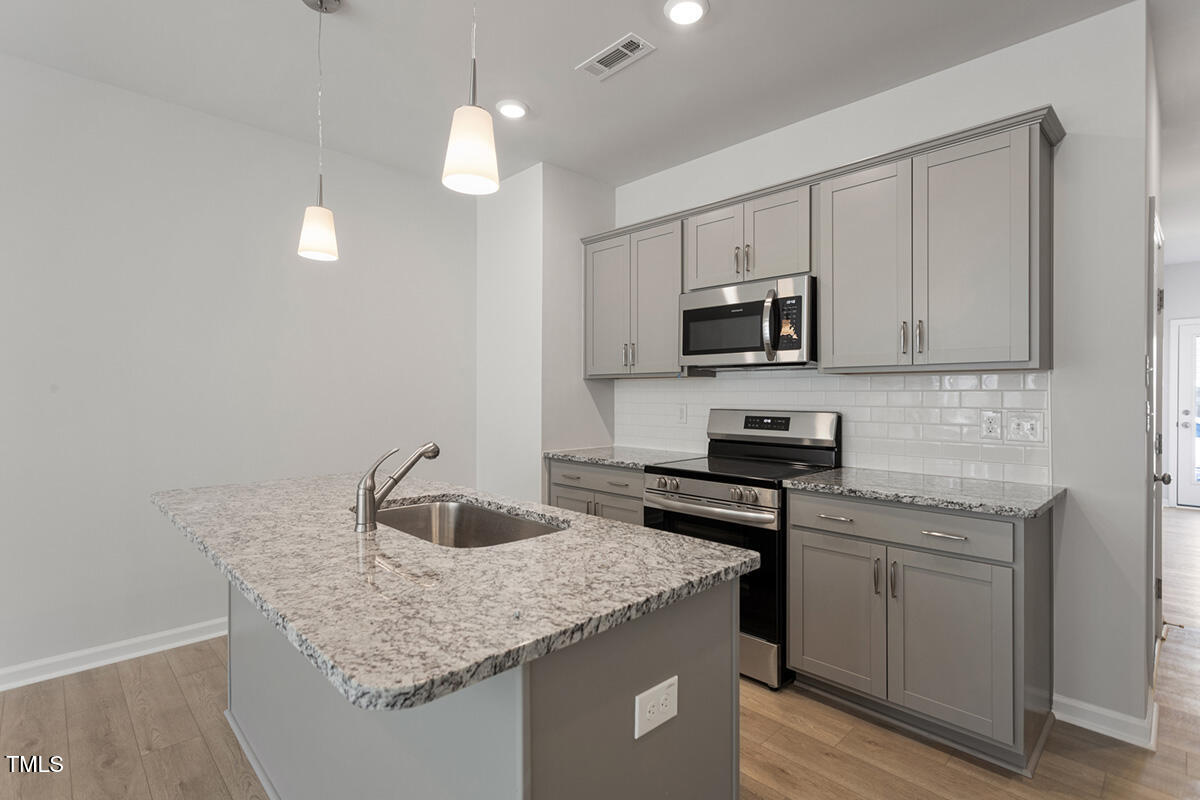 284 Chesapeake Commons Street # 150 Property Photo 7