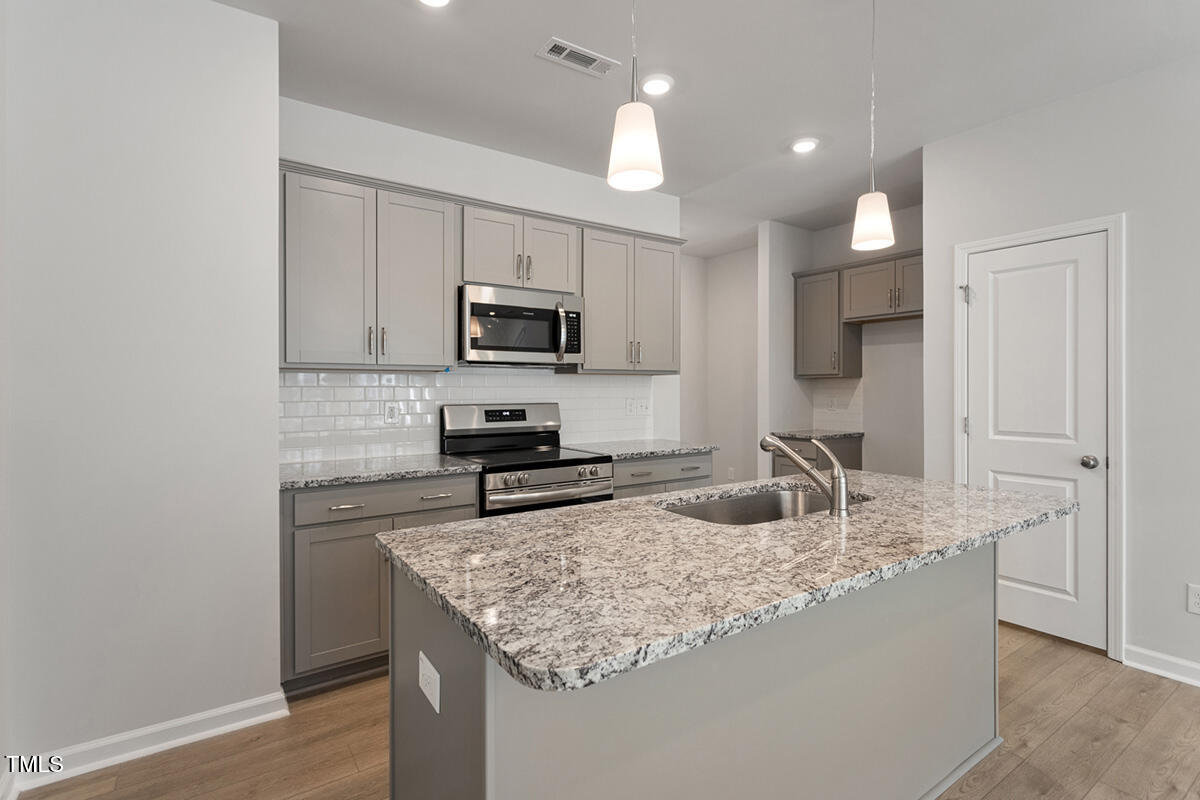 284 Chesapeake Commons Street # 150 Property Photo 8