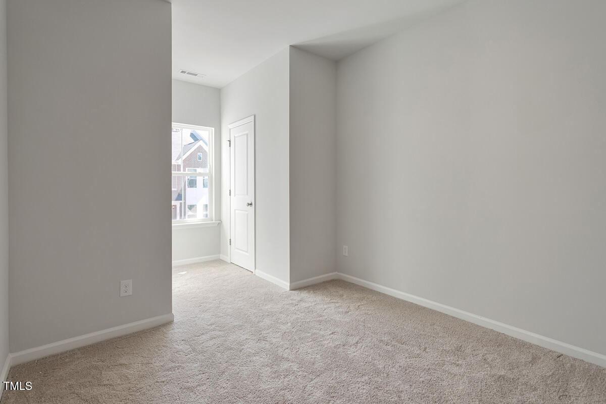 284 Chesapeake Commons Street # 150 Property Photo 18