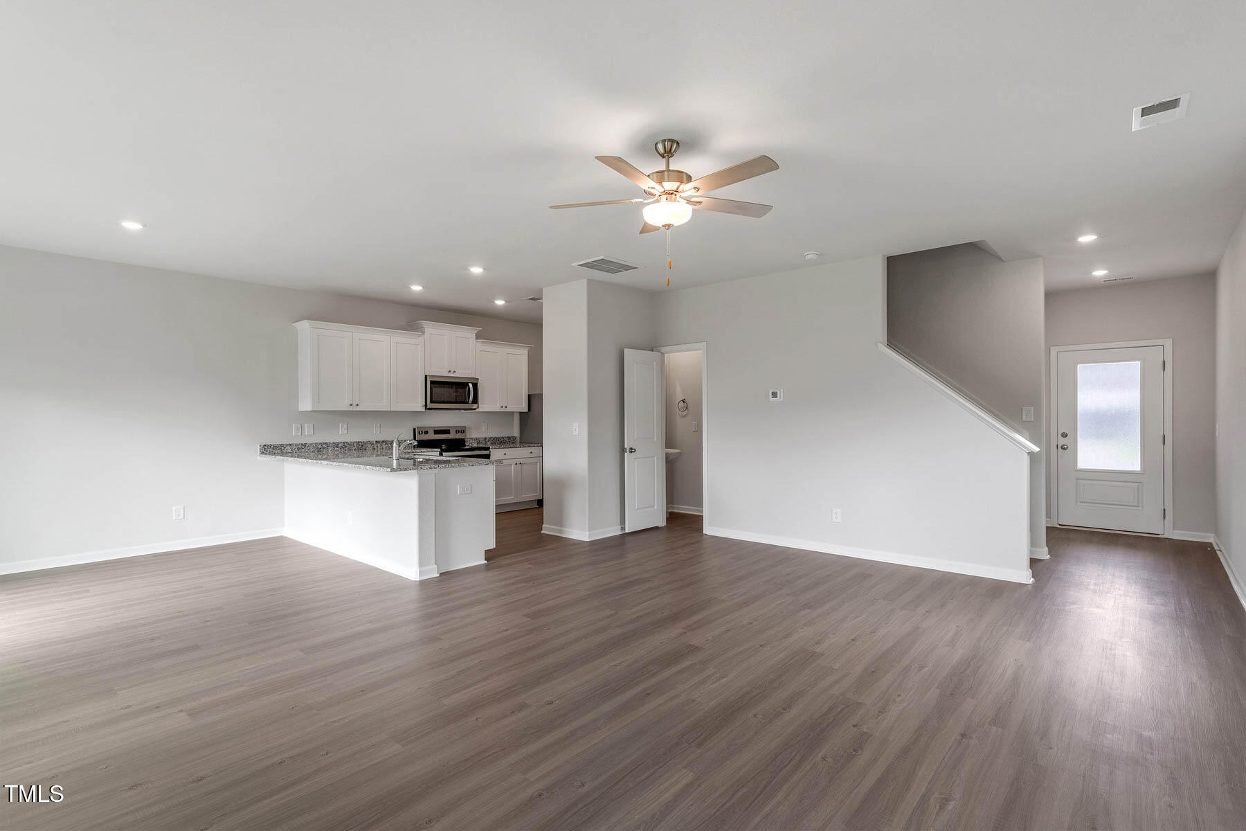 103 Scoville Street Property Photo 2