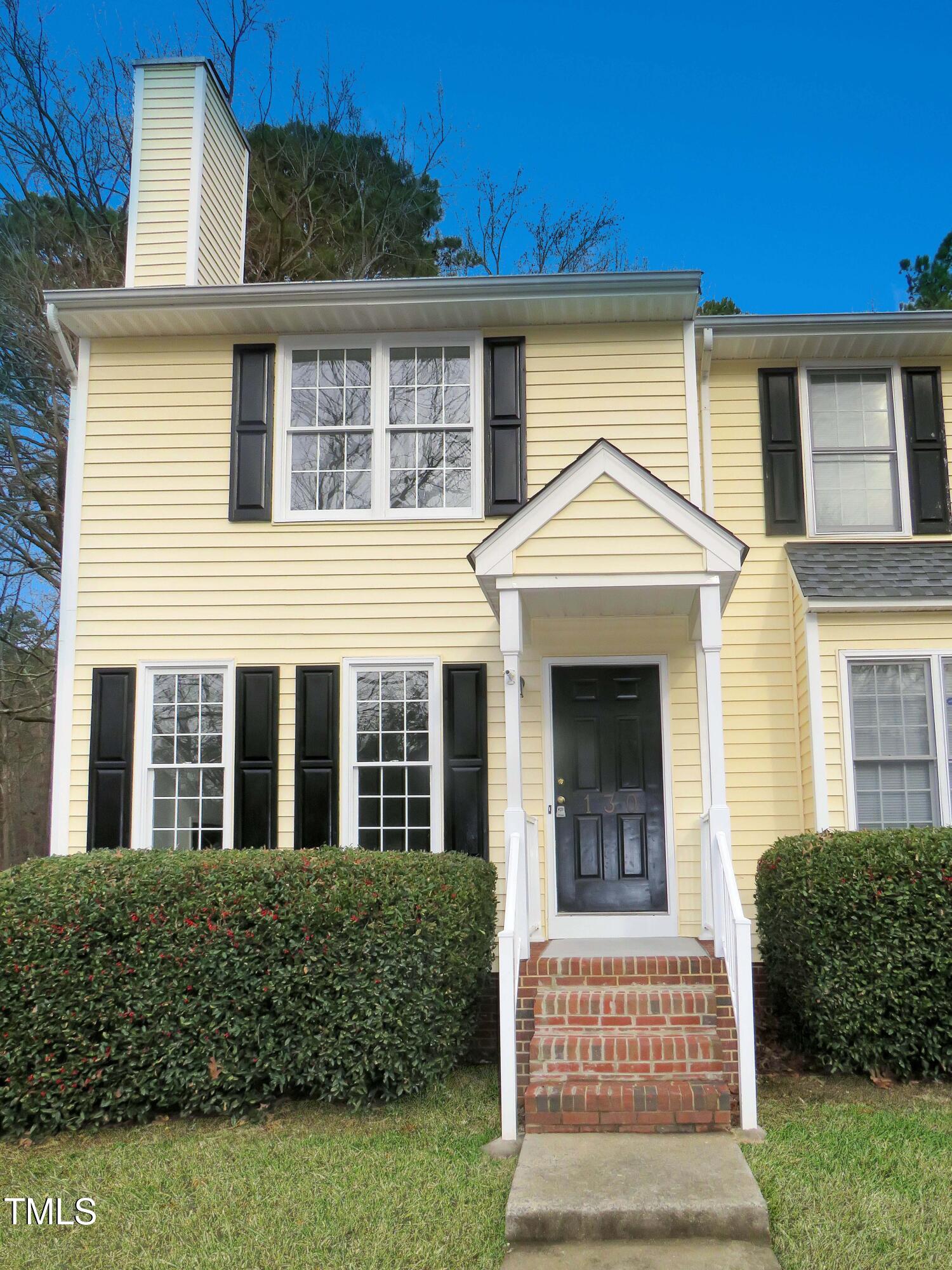 130 Luxon Place Property Photo