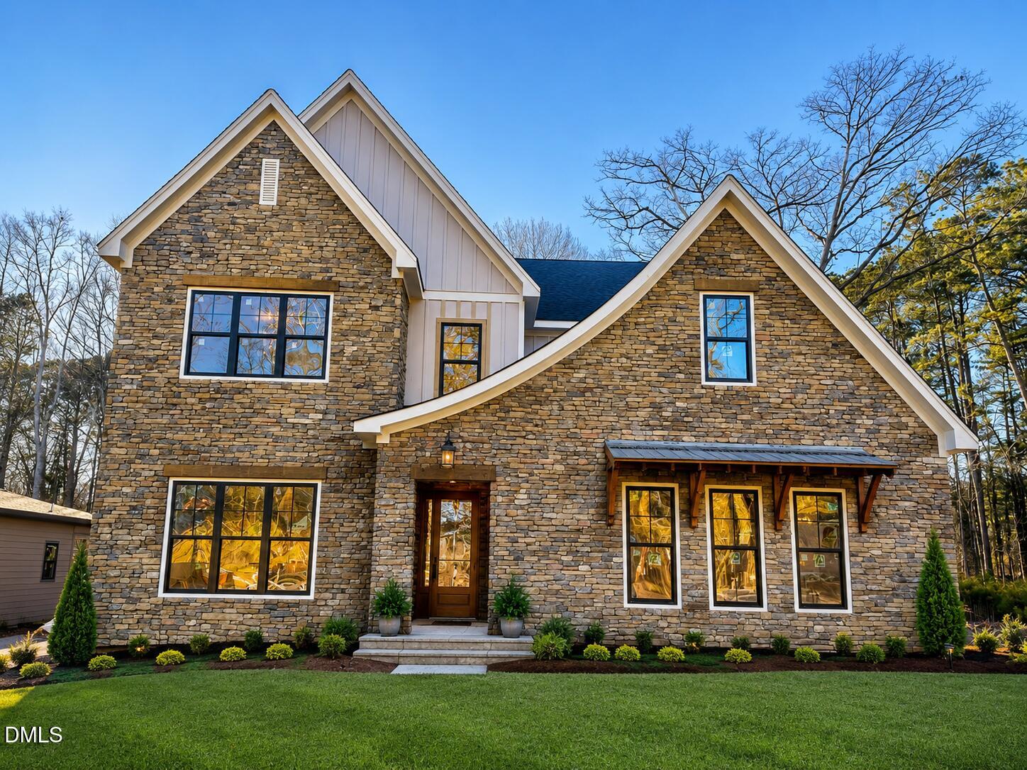 8721 Little Deer Lane