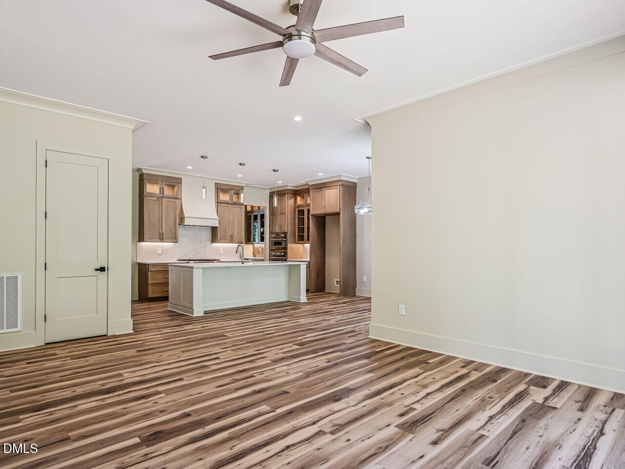 8721 Little Deer Lane Property Photo 17
