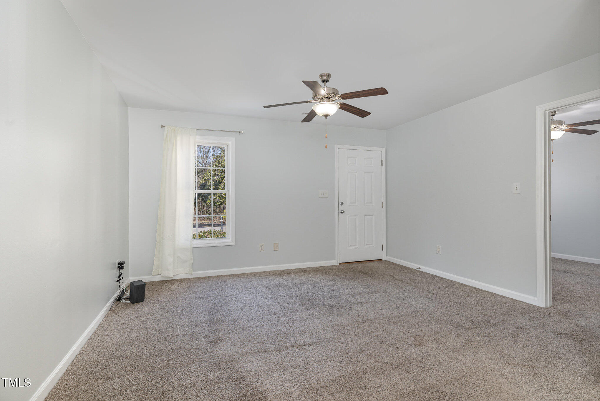 615 S Orange Avenue Property Photo 5