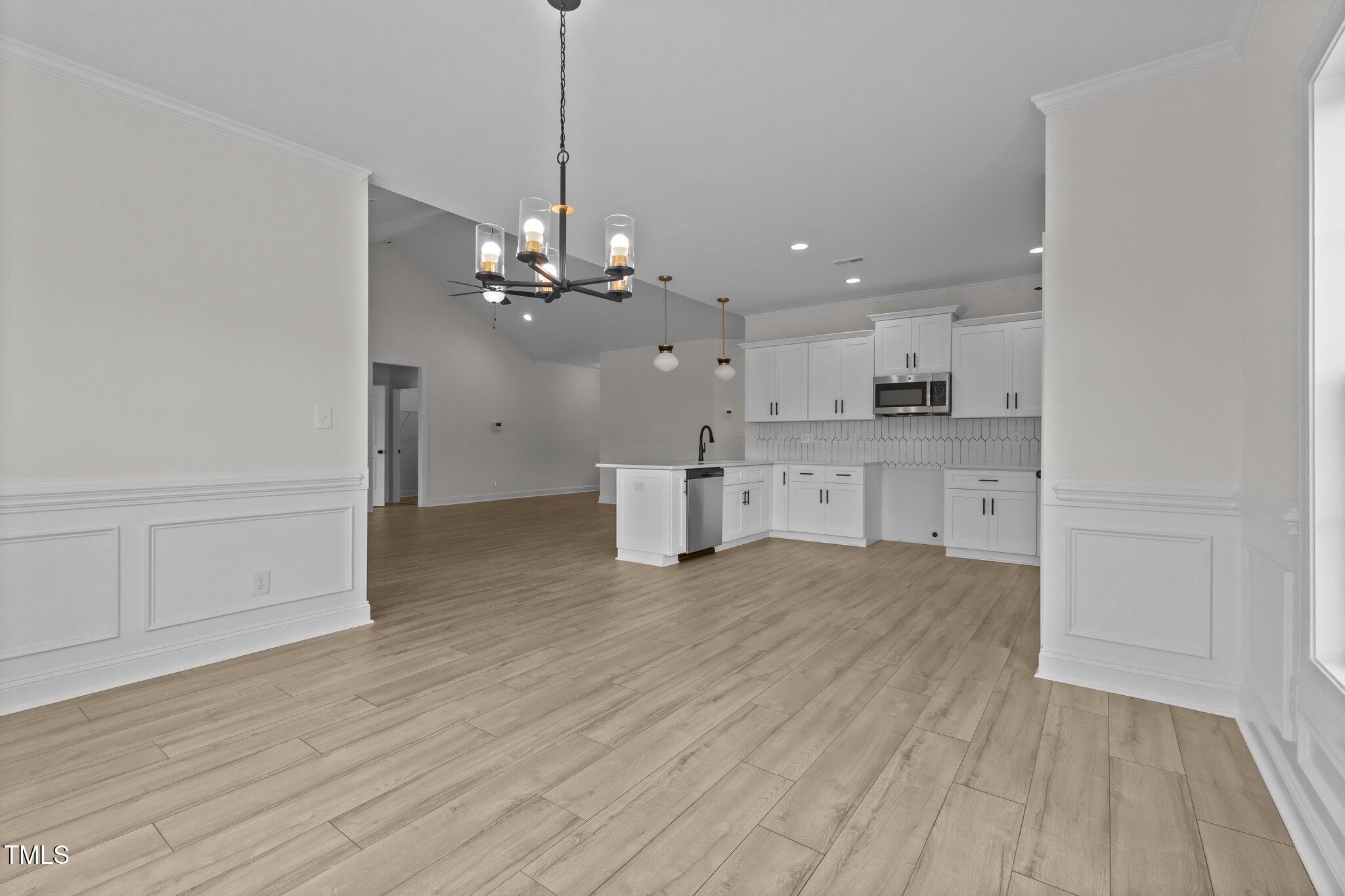 6294 River Road Property Photo 16