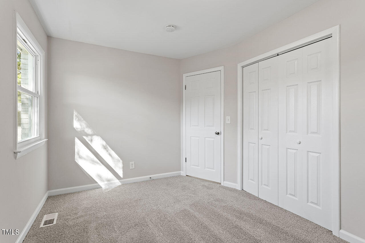 732 Queens Avenue Property Photo 23