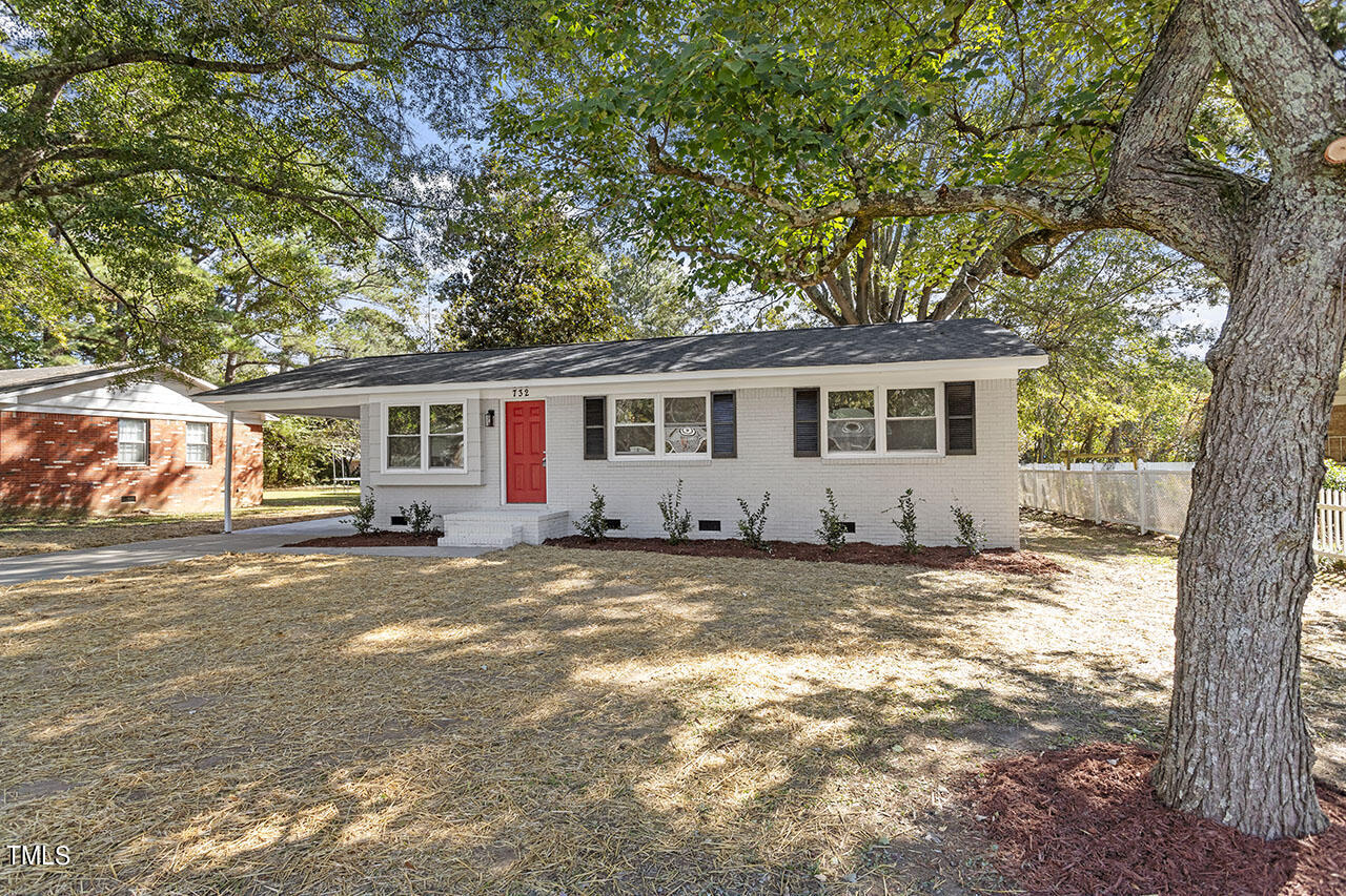 732 Queens Avenue Property Photo 29
