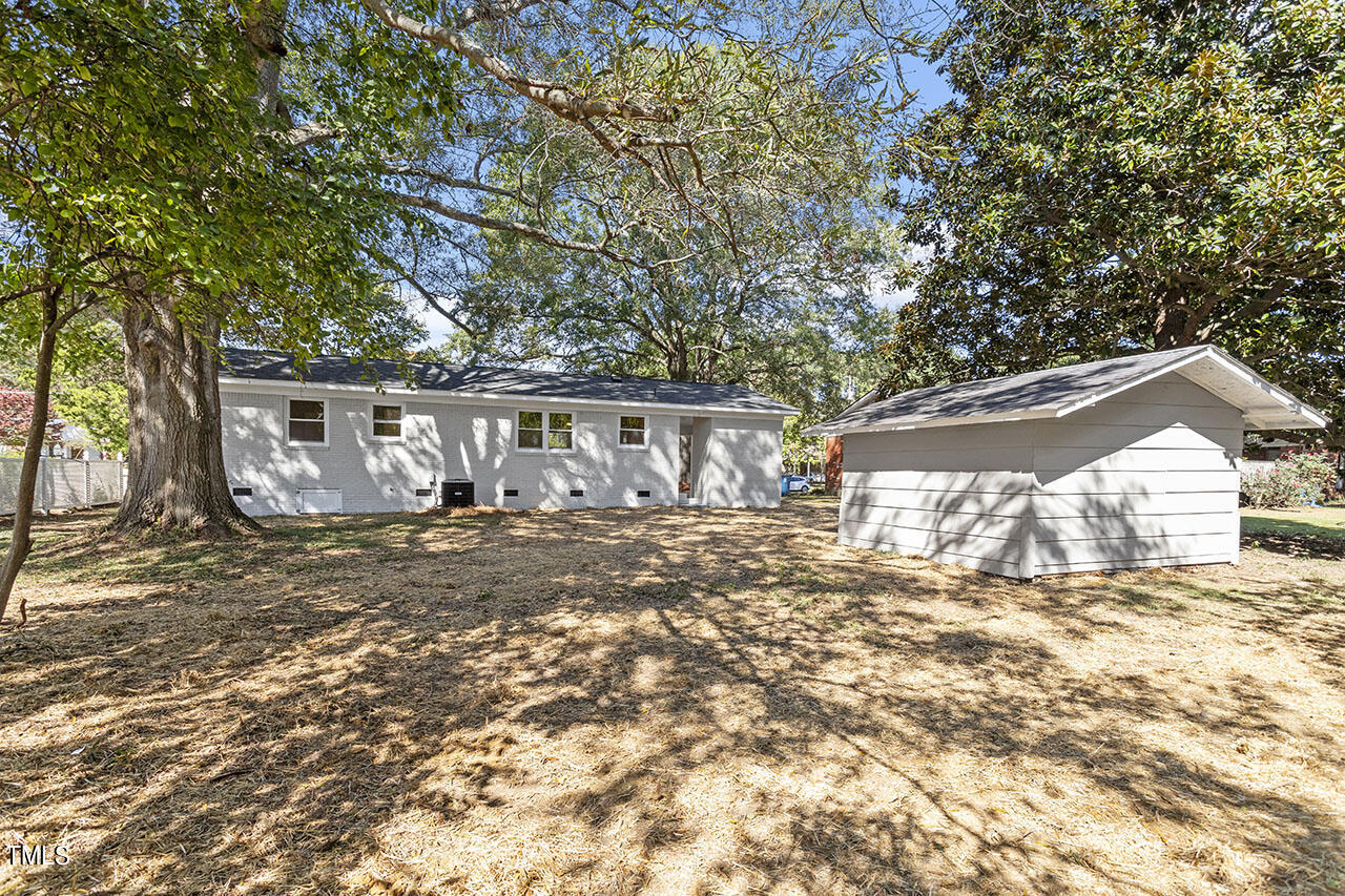 732 Queens Avenue Property Photo 34