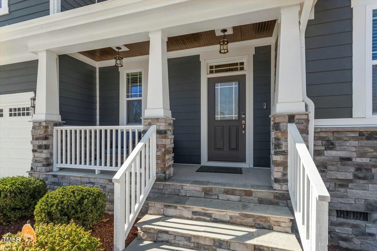 6217 Adcock Road Property Photo 4
