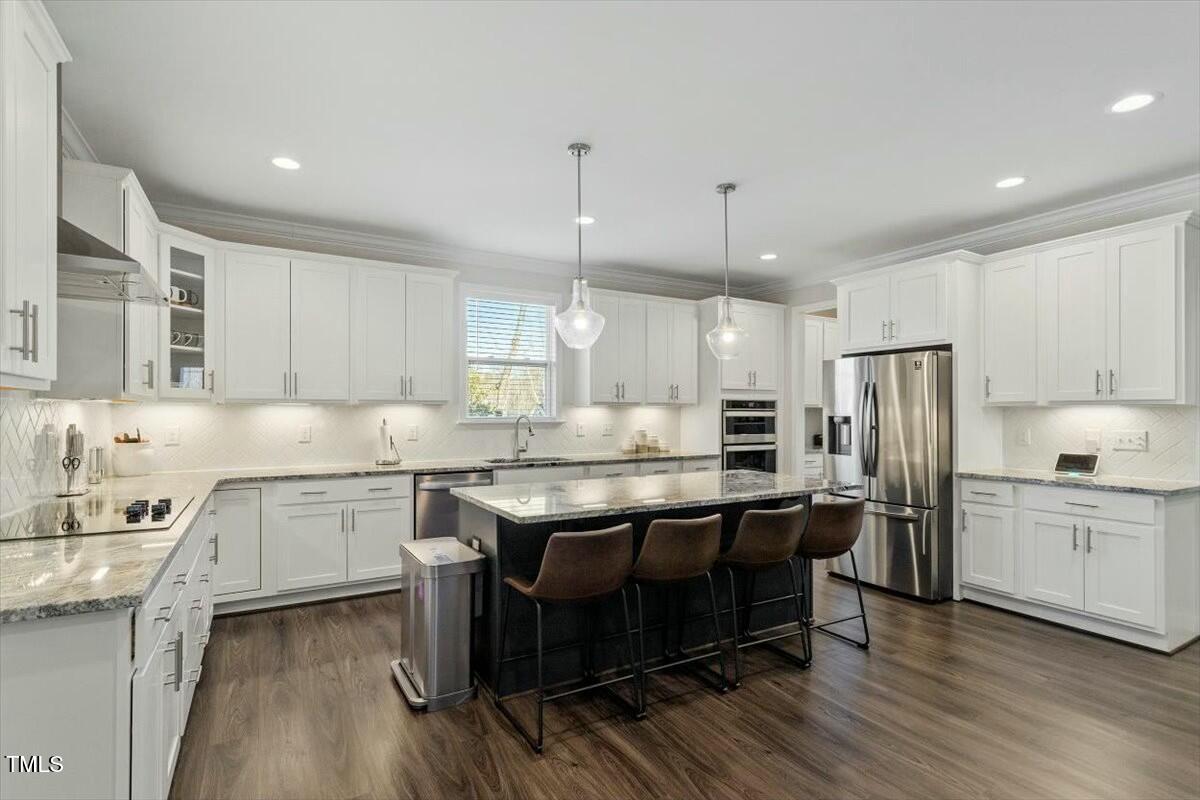 6217 Adcock Road Property Photo 9