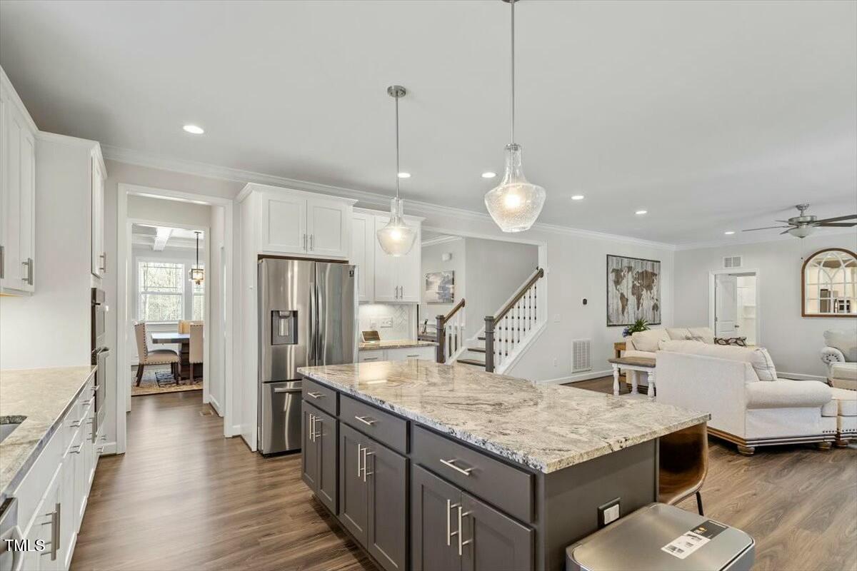 6217 Adcock Road Property Photo 13