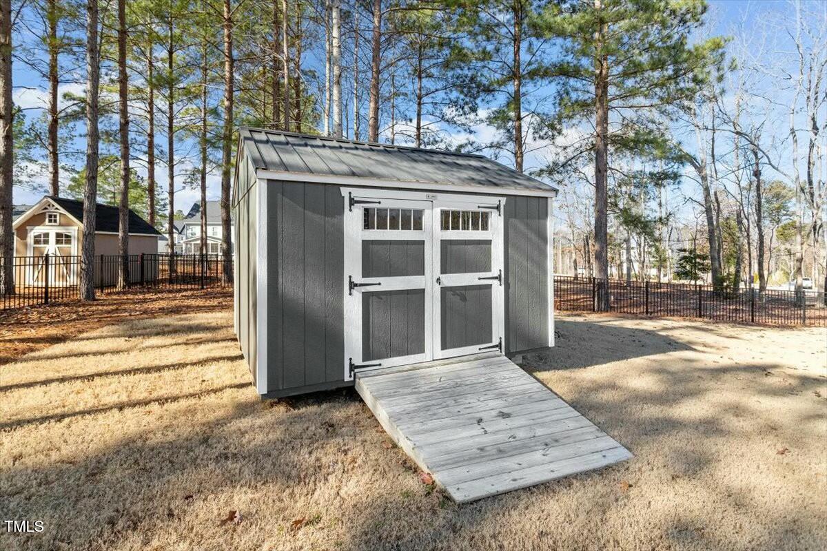 6217 Adcock Road Property Photo 44