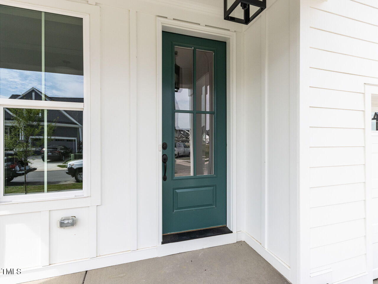 1813 Bright Lantern Way Property Photo 4