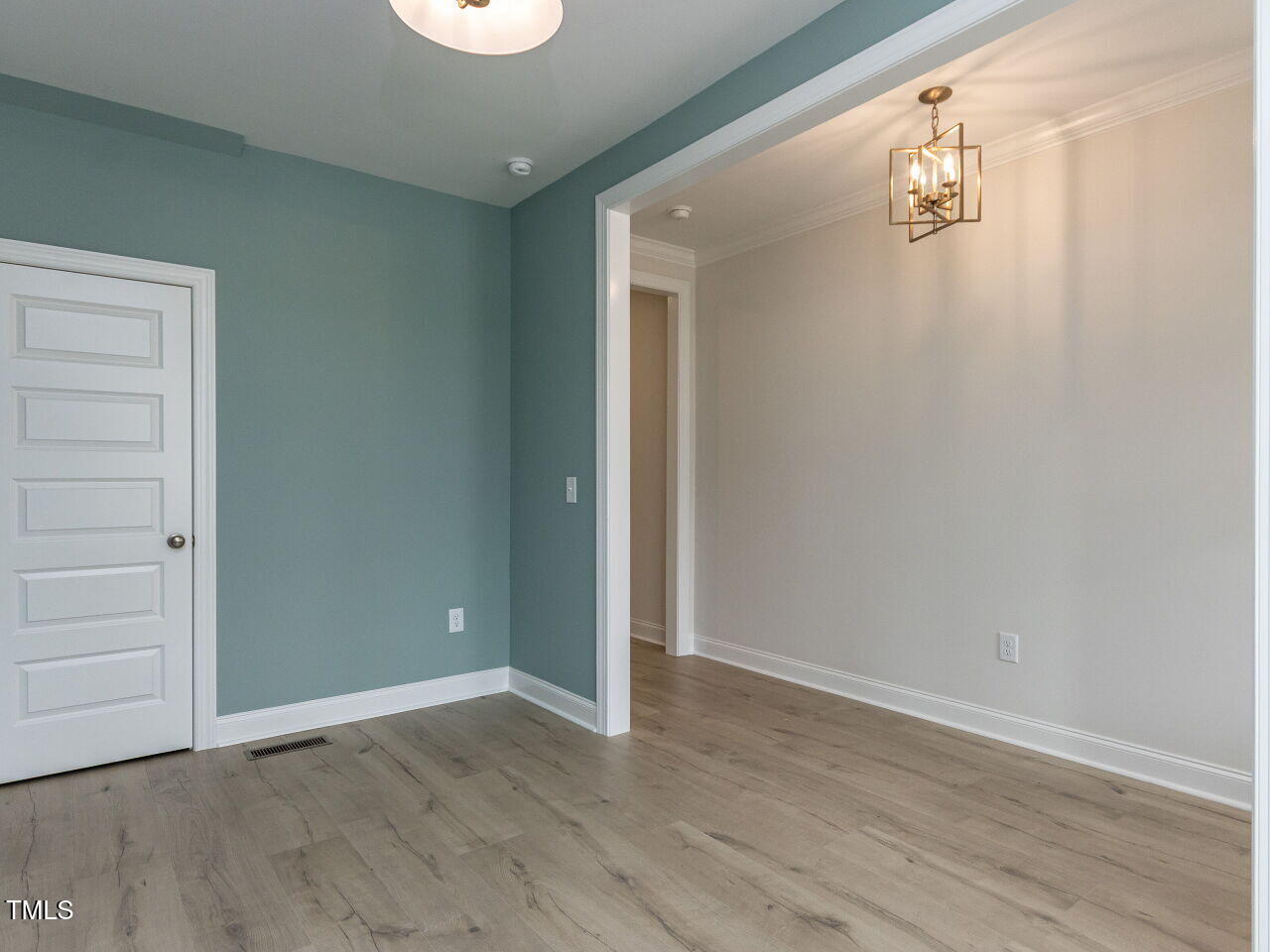 1813 Bright Lantern Way Property Photo 7