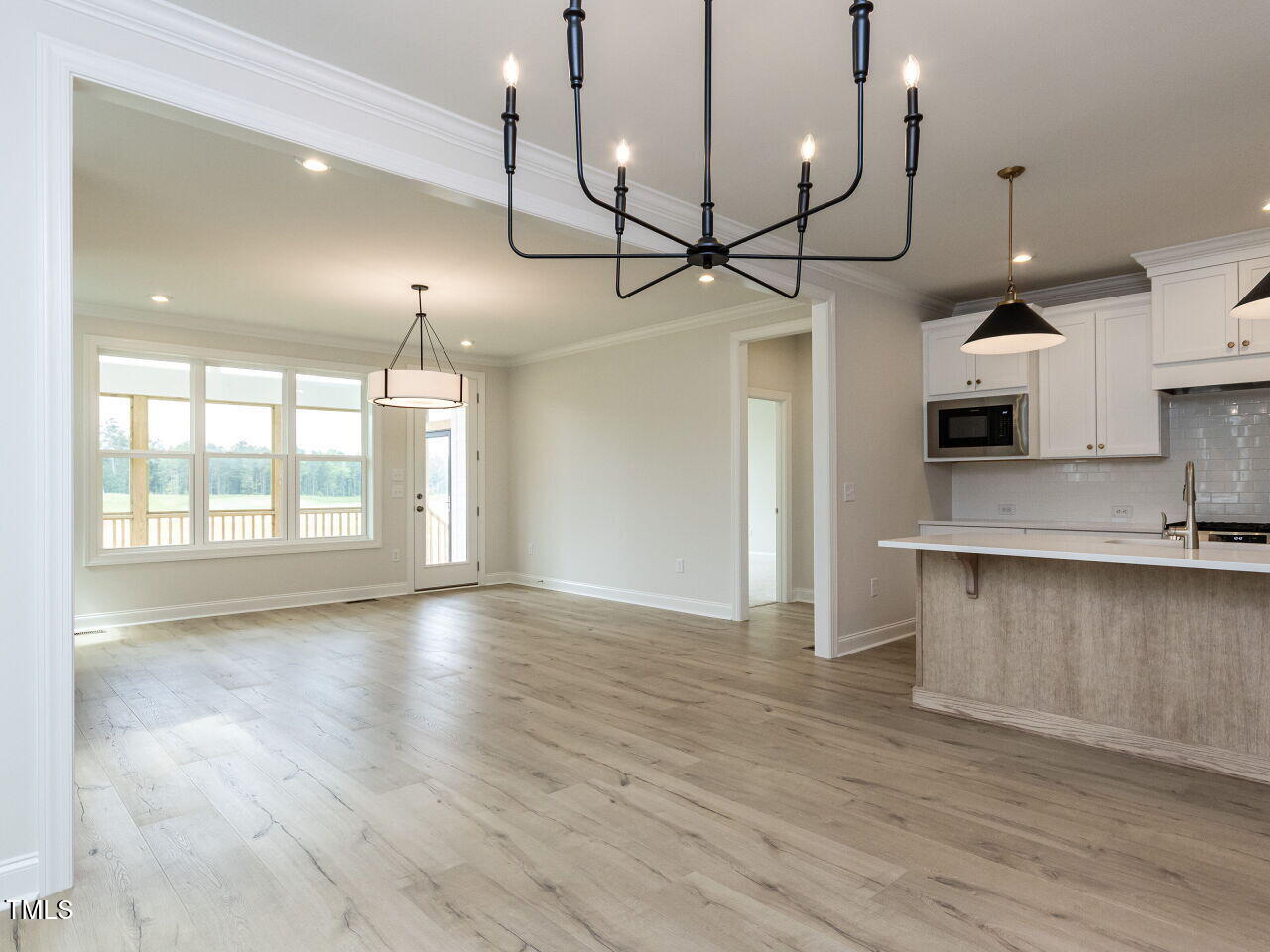 1813 Bright Lantern Way Property Photo 12