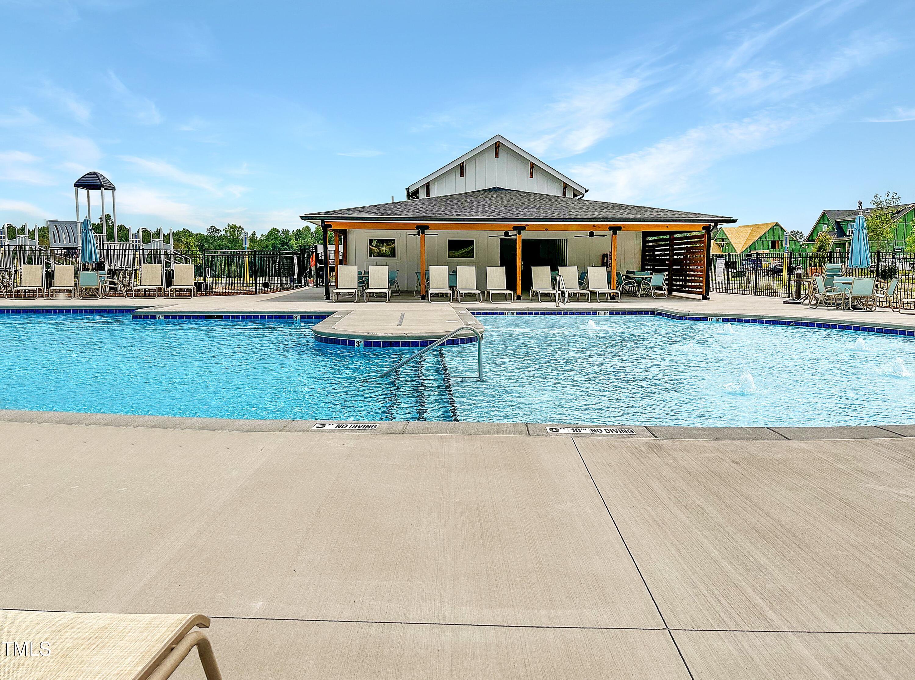 1813 Bright Lantern Way Property Photo 38