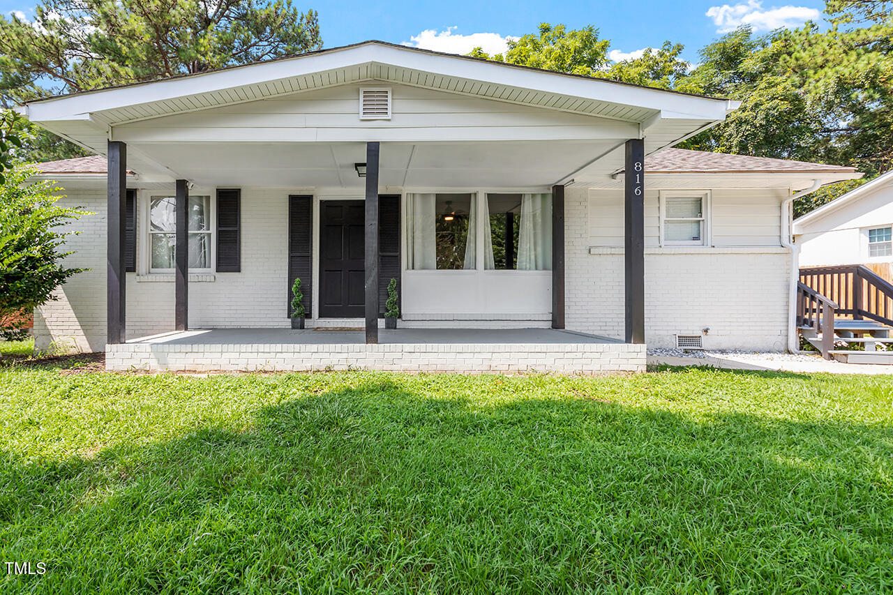 816 Peyton Street Property Photo