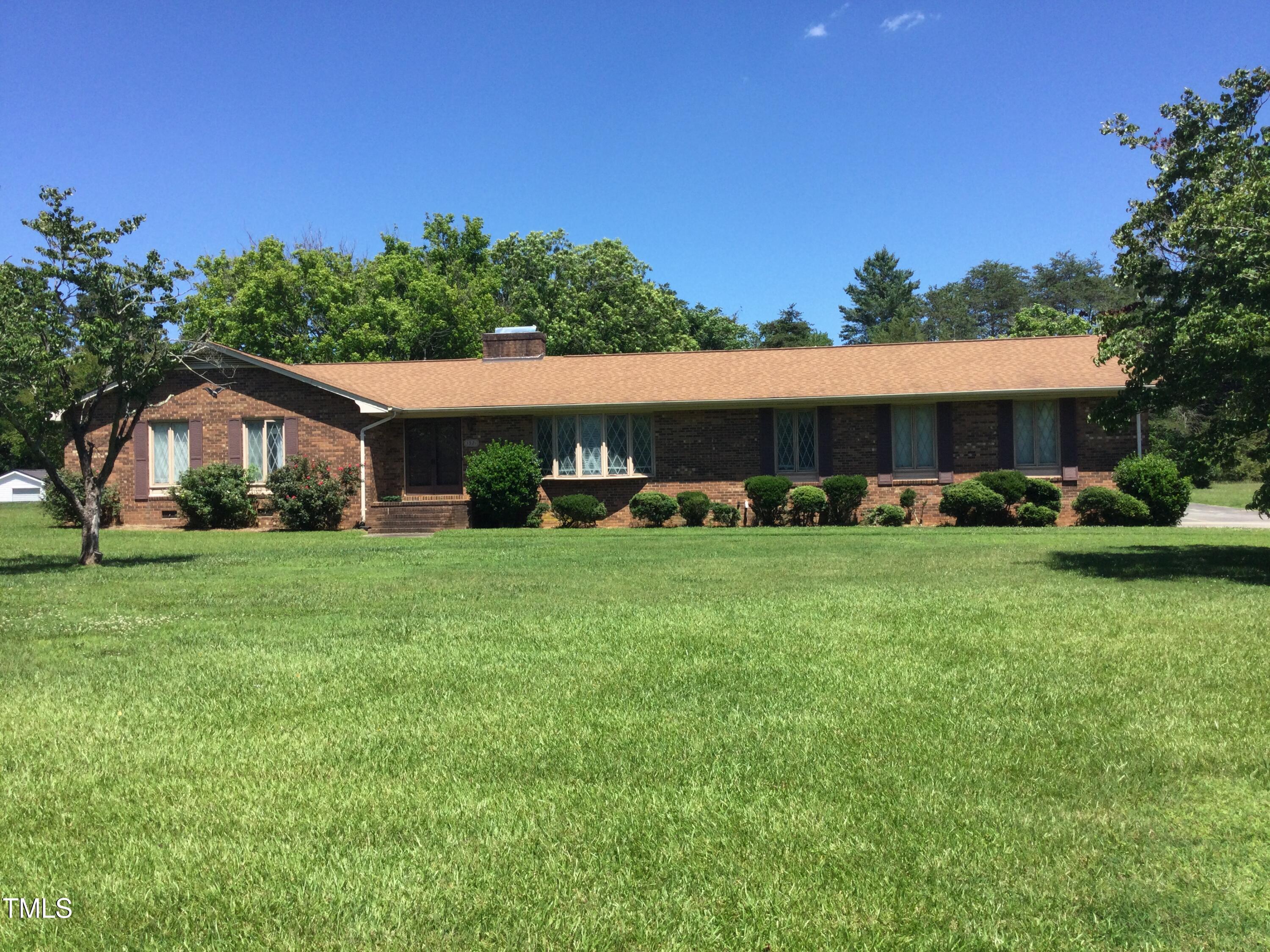 1521 Nc-87 Property Photo