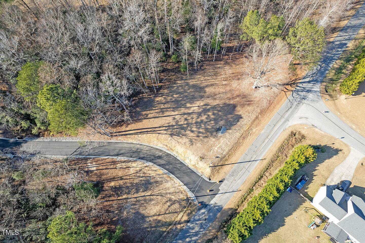 296 Lakewood Road Property Photo 2