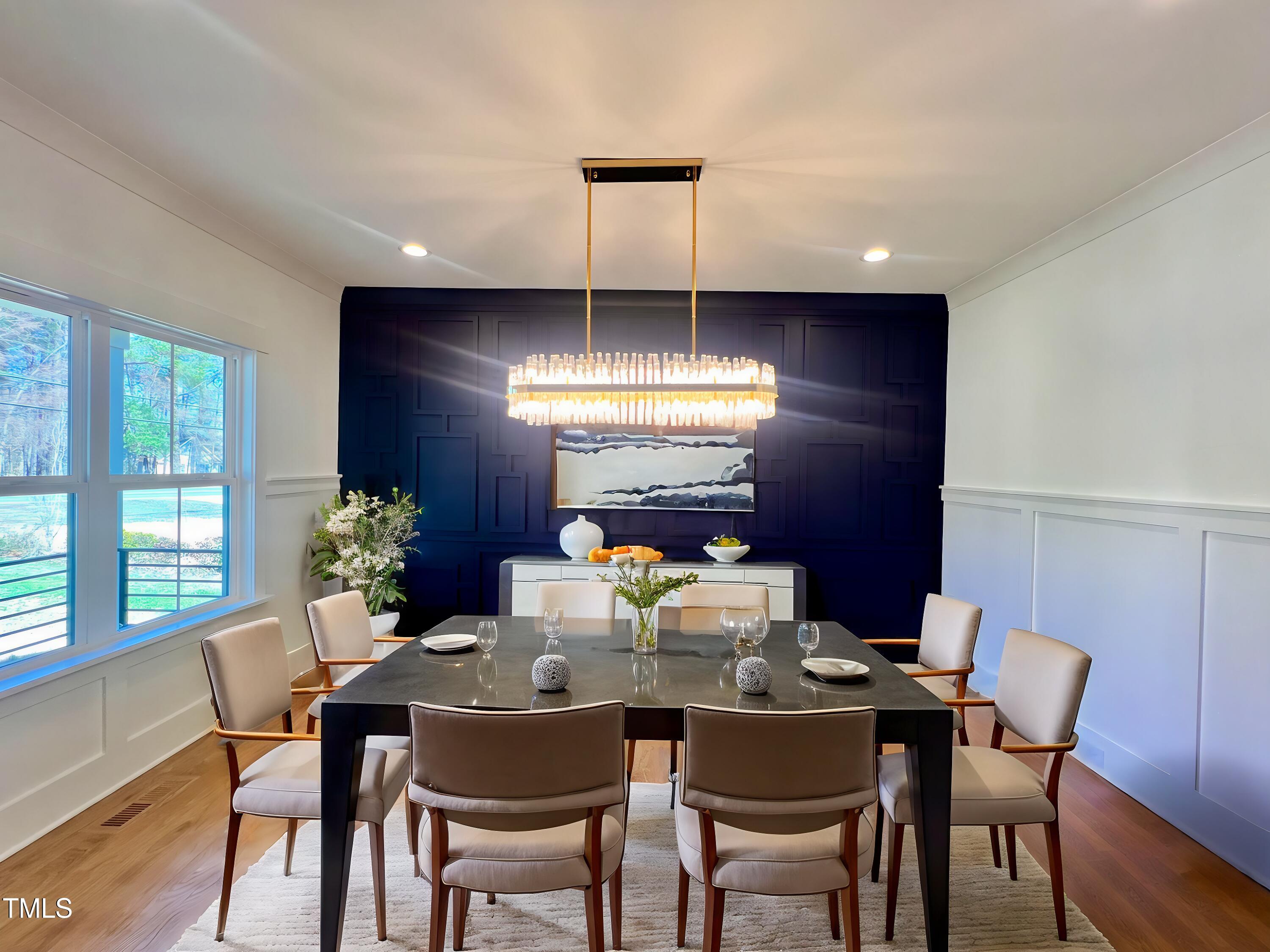 727 Cook Road Property Photo 8