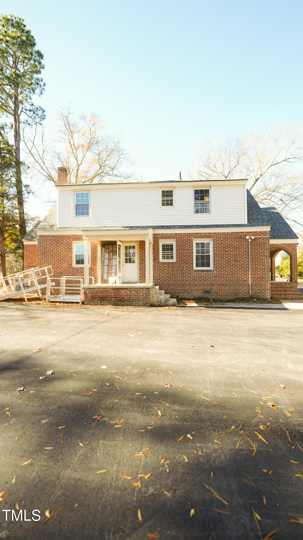 110 N Selma Road Property Photo 5