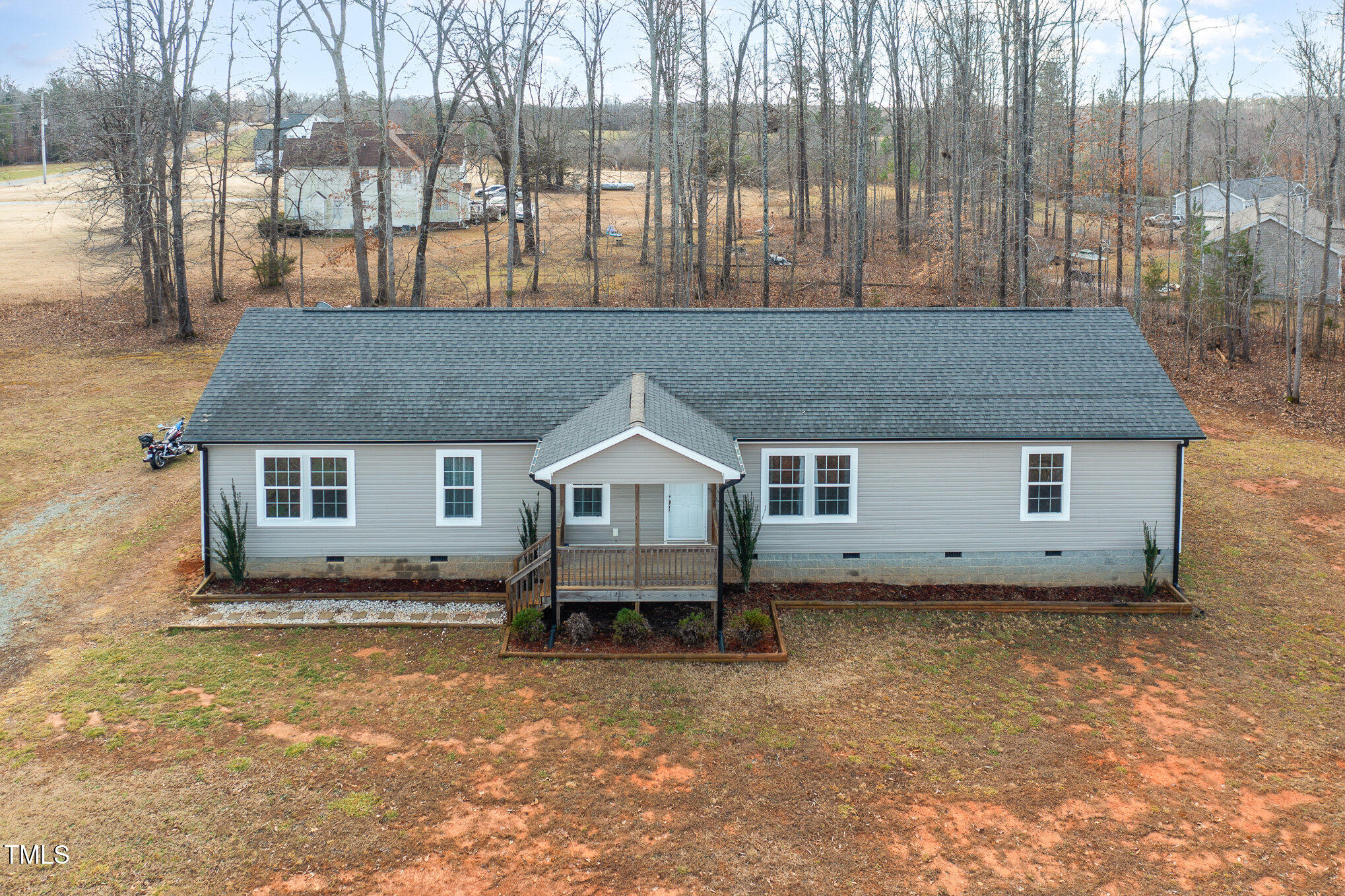 5724 Walters Lane Property Photo