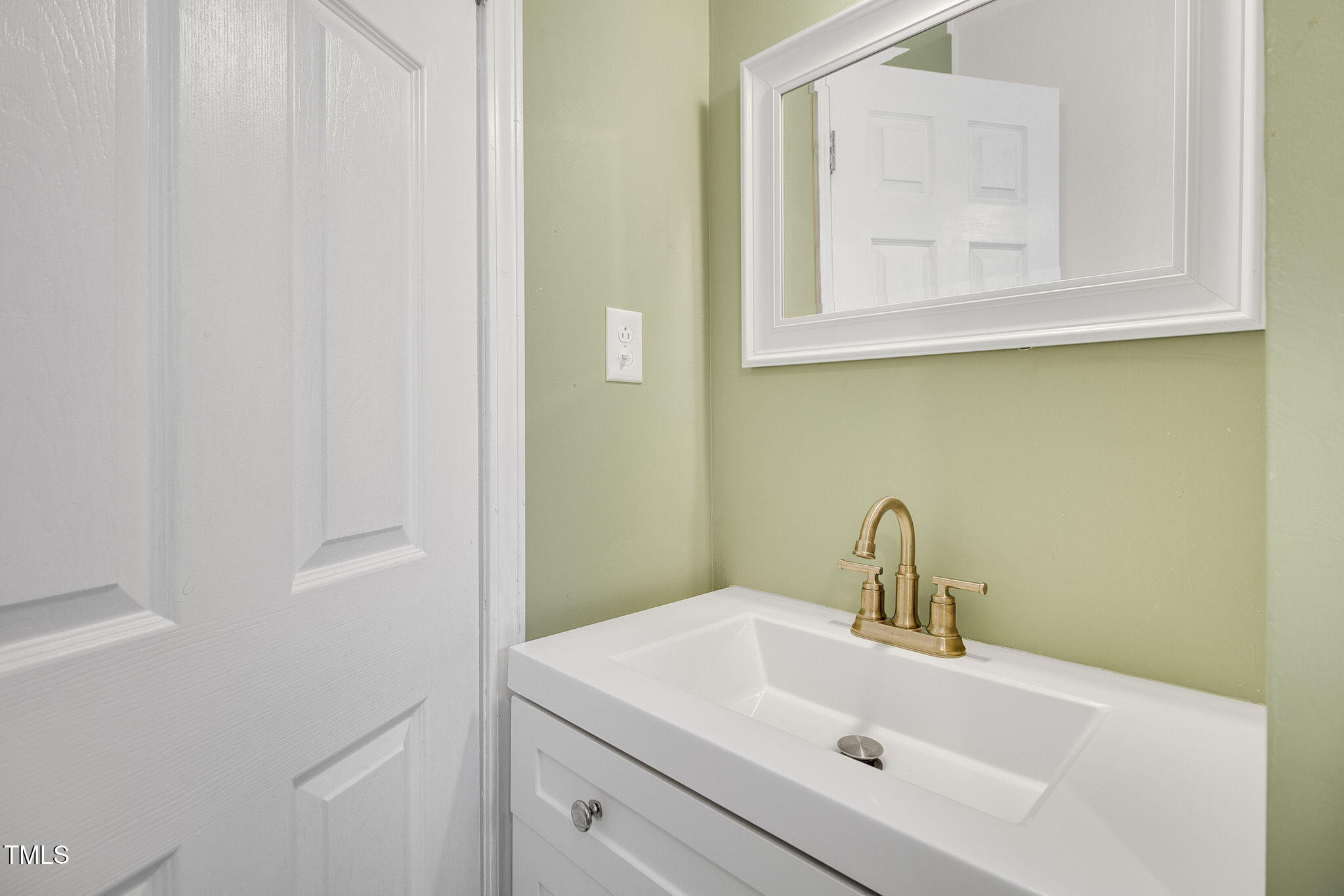 1601 Minurva Drive Property Photo 15