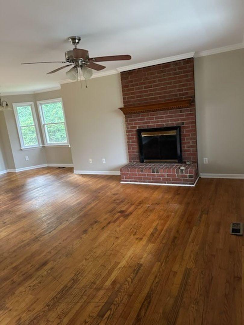 105 Starmount Road Property Photo 4
