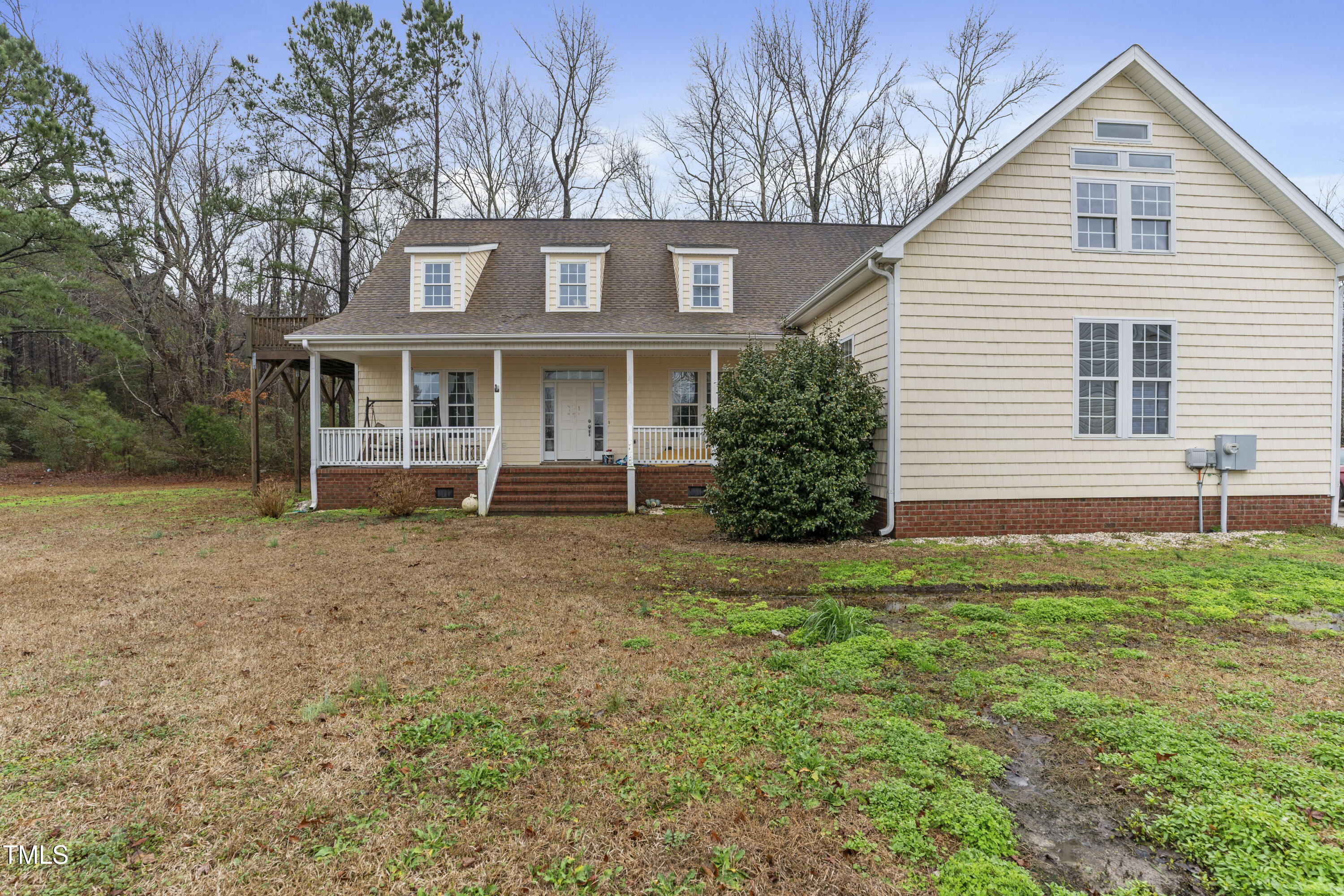 905 Charleston Place Property Photo