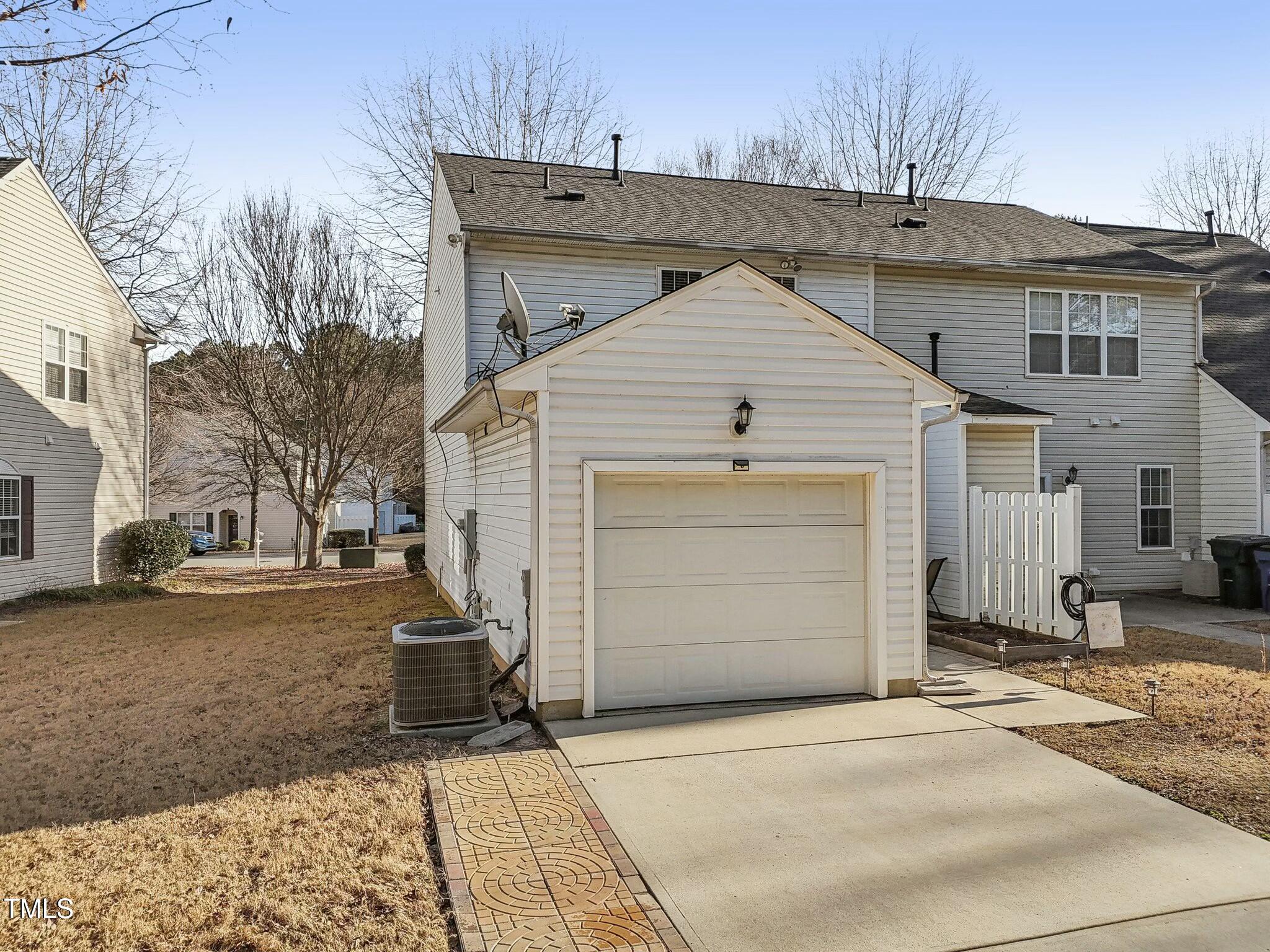 5809 Neuse Wood Drive Property Photo 30