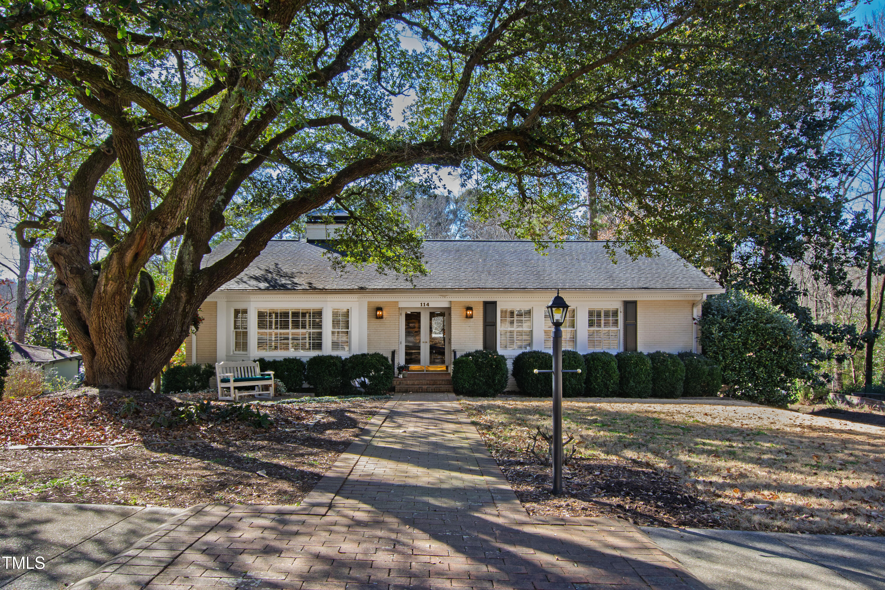 114 E Drewry Lane Property Photo