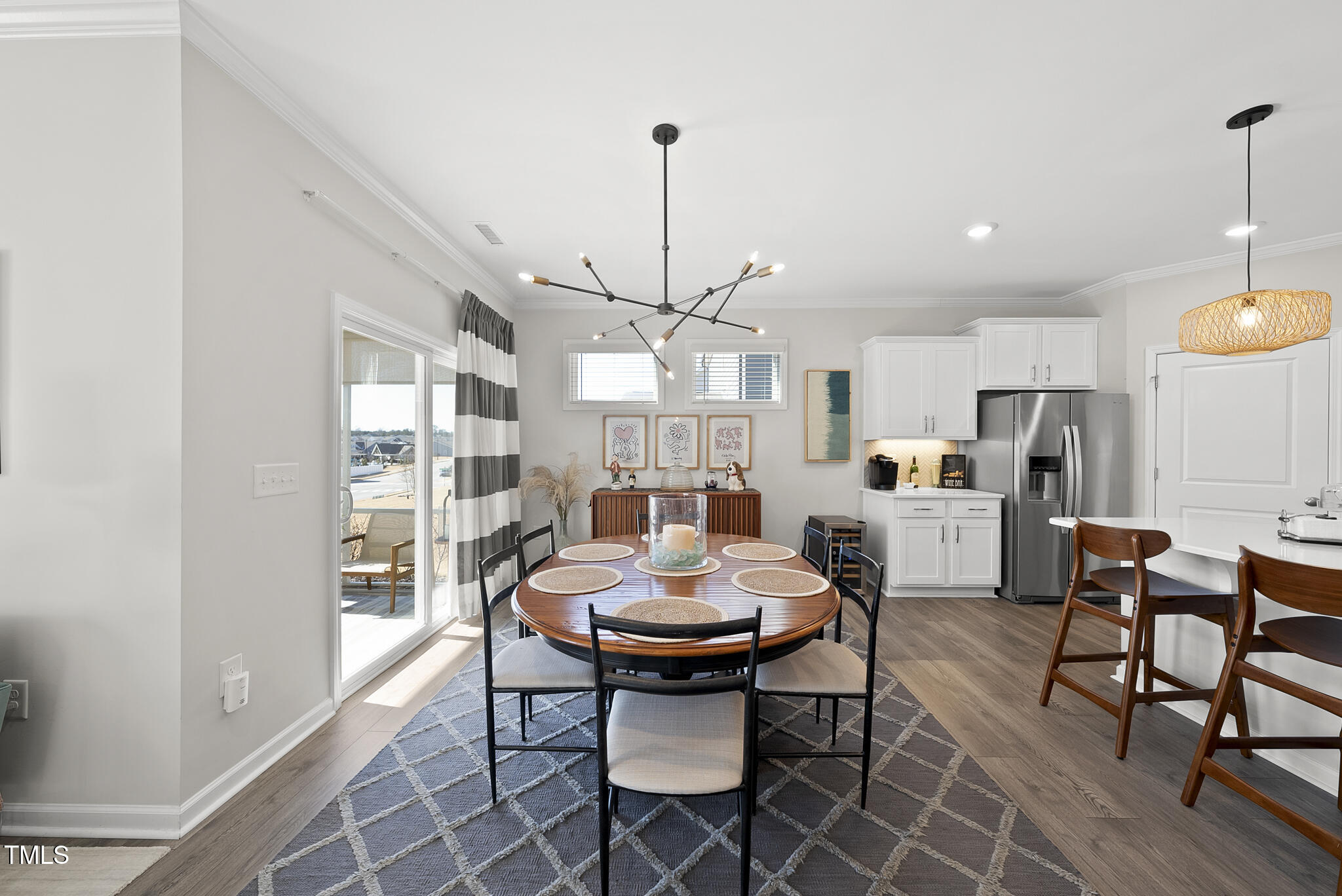 612 Sweet Pine Lane Property Photo 10